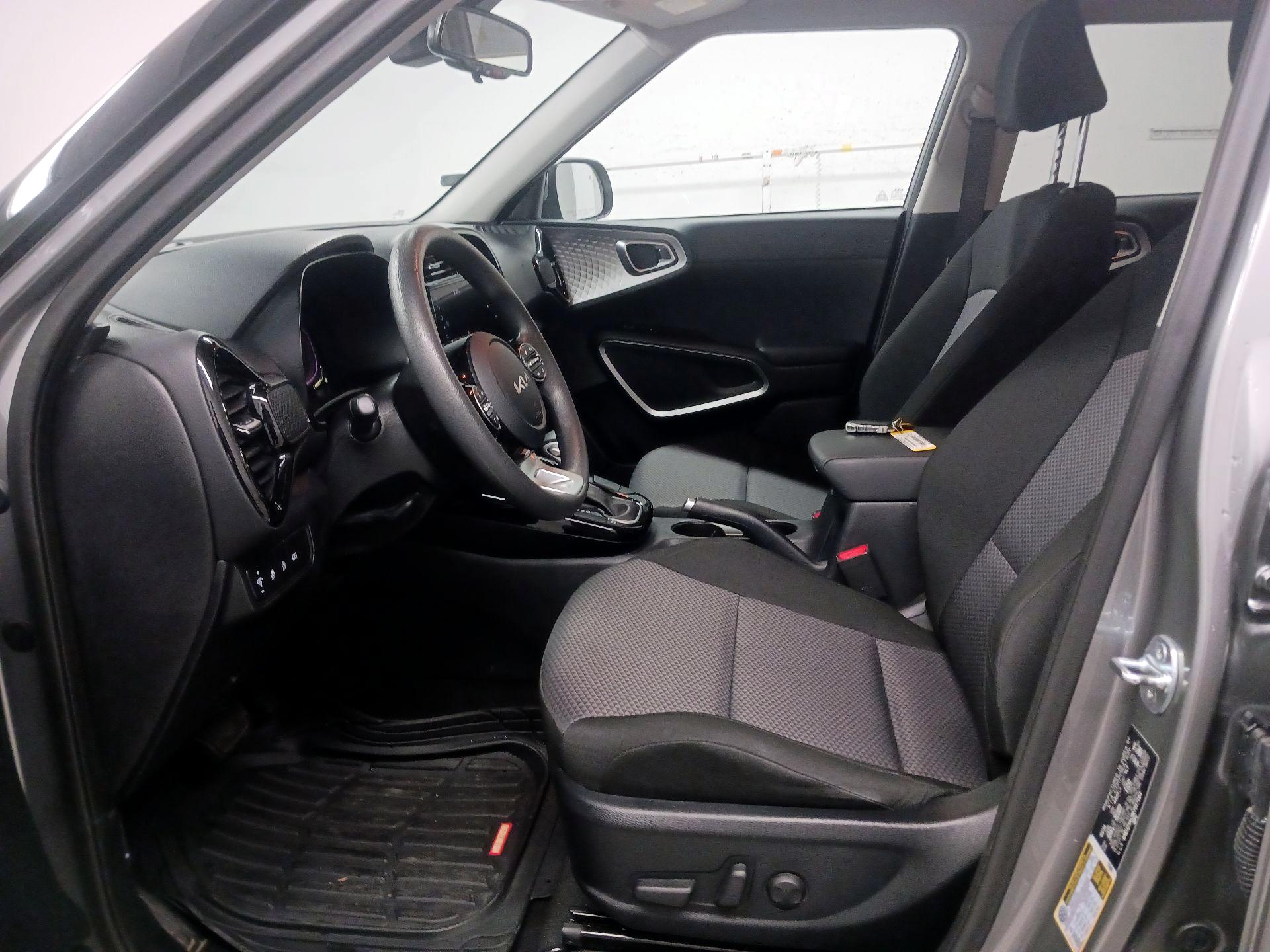 Thumbnail: 2024 Kia Soul - 9