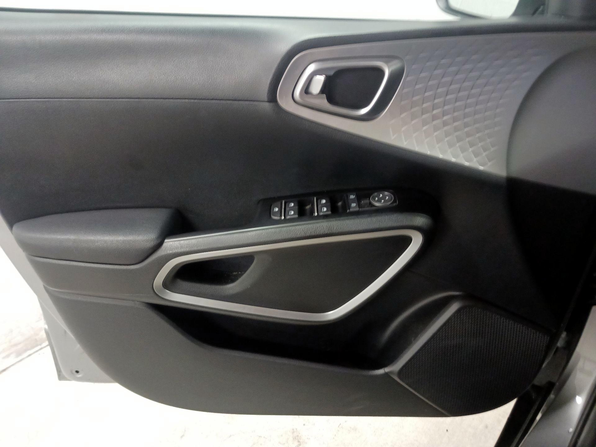 Thumbnail: 2024 Kia Soul - 10