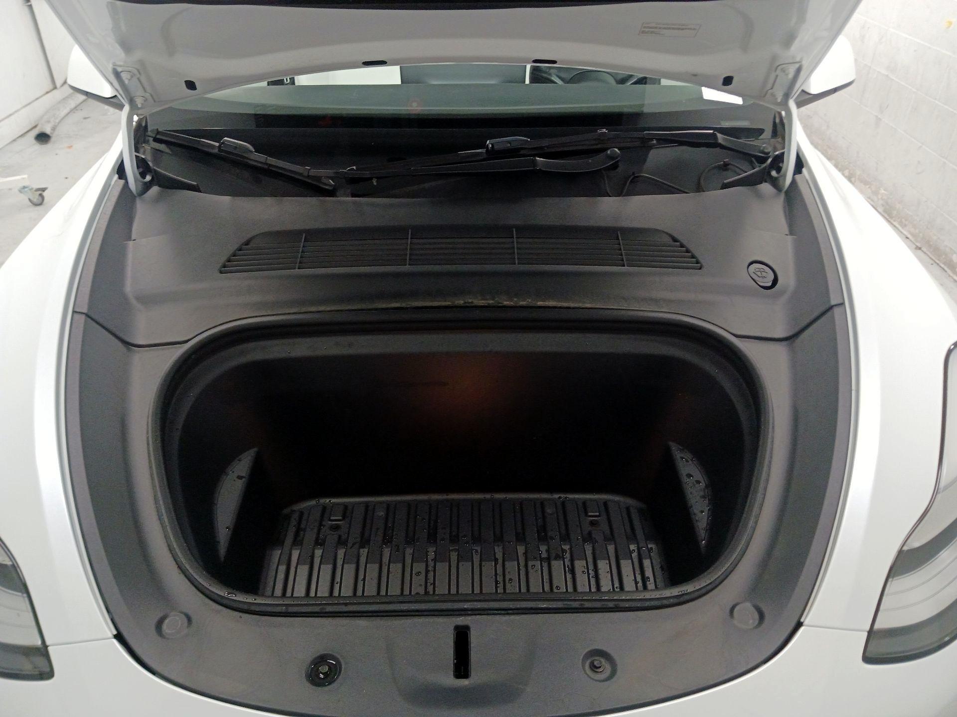 Thumbnail: 2022 Tesla Model Y - 20