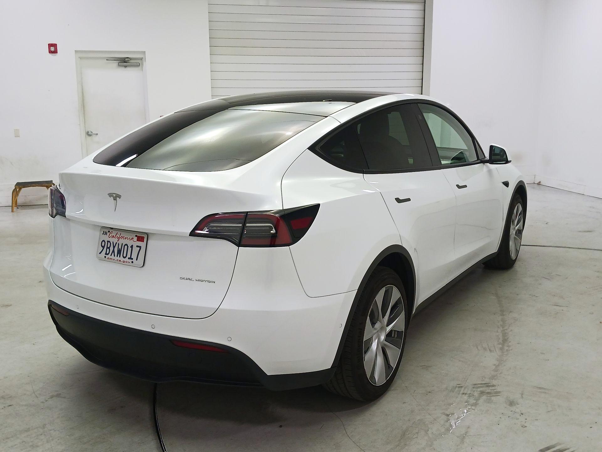 Thumbnail: 2022 Tesla Model Y - 5