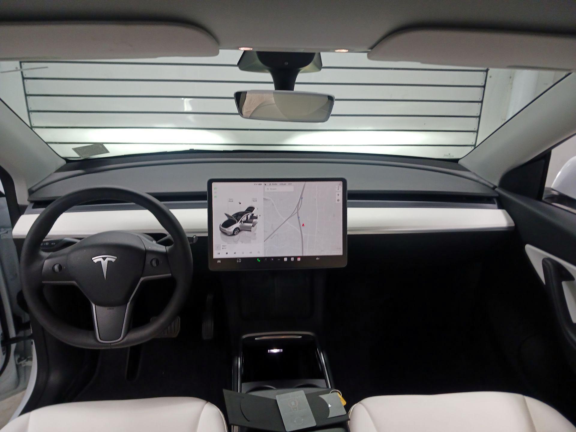 Thumbnail: 2022 Tesla Model Y - 8