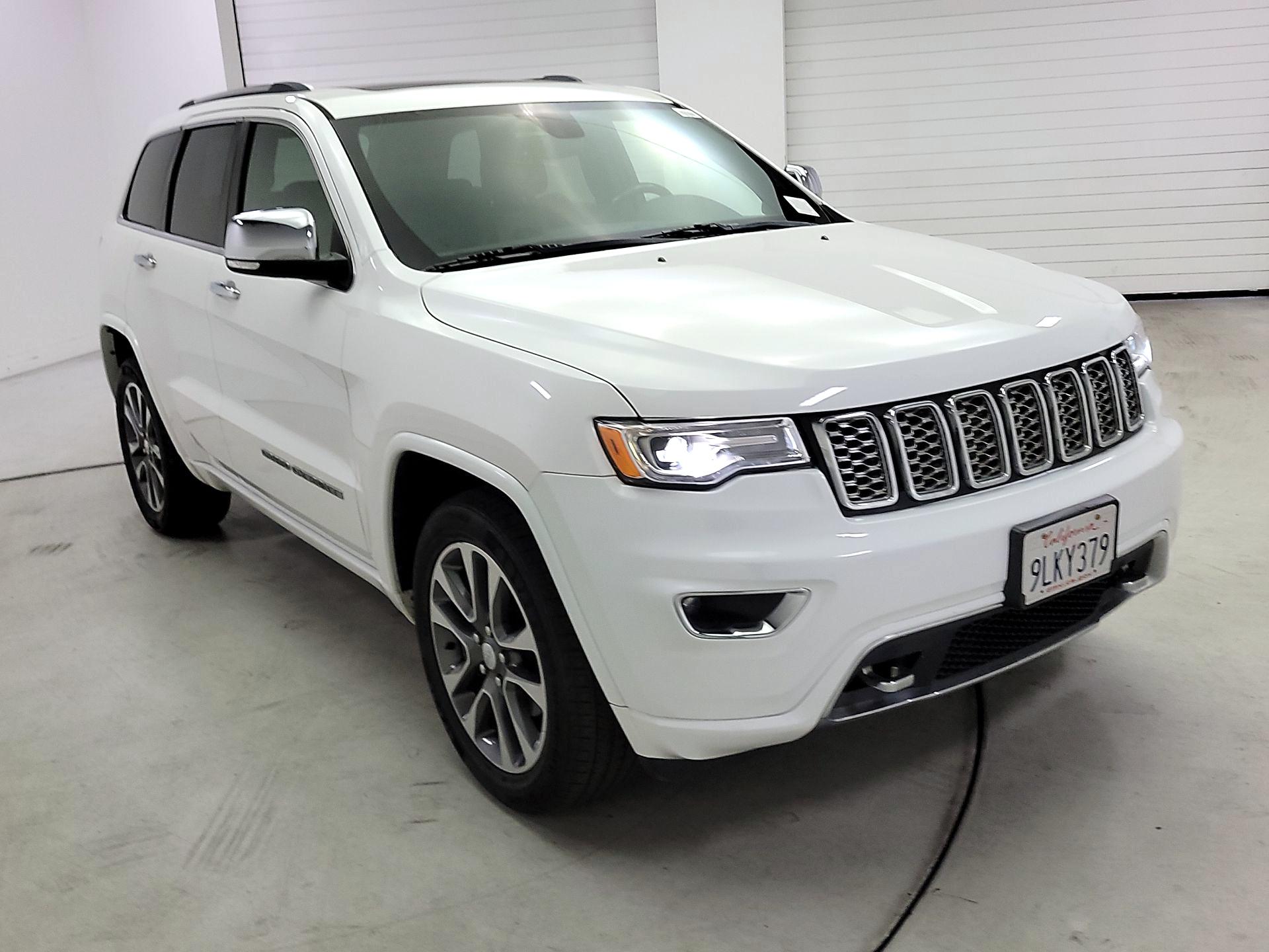 Thumbnail: 2017 Jeep Grand Cherokee - 1