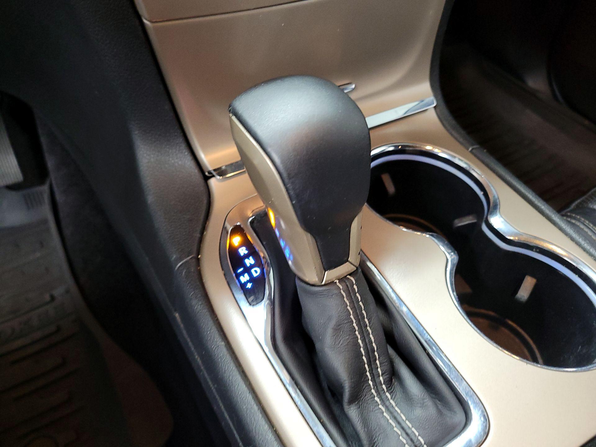 Thumbnail: 2017 Jeep Grand Cherokee - 13