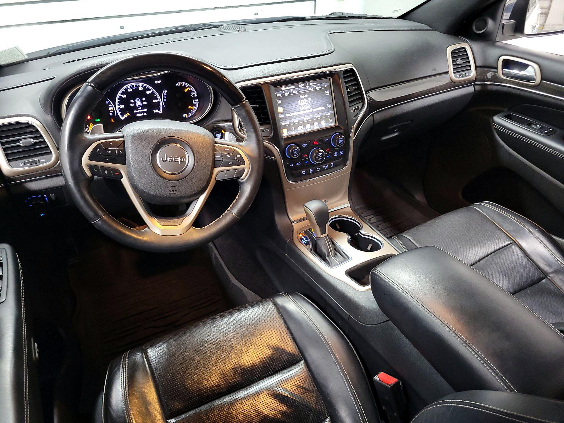 Thumbnail: 2017 Jeep Grand Cherokee - 8