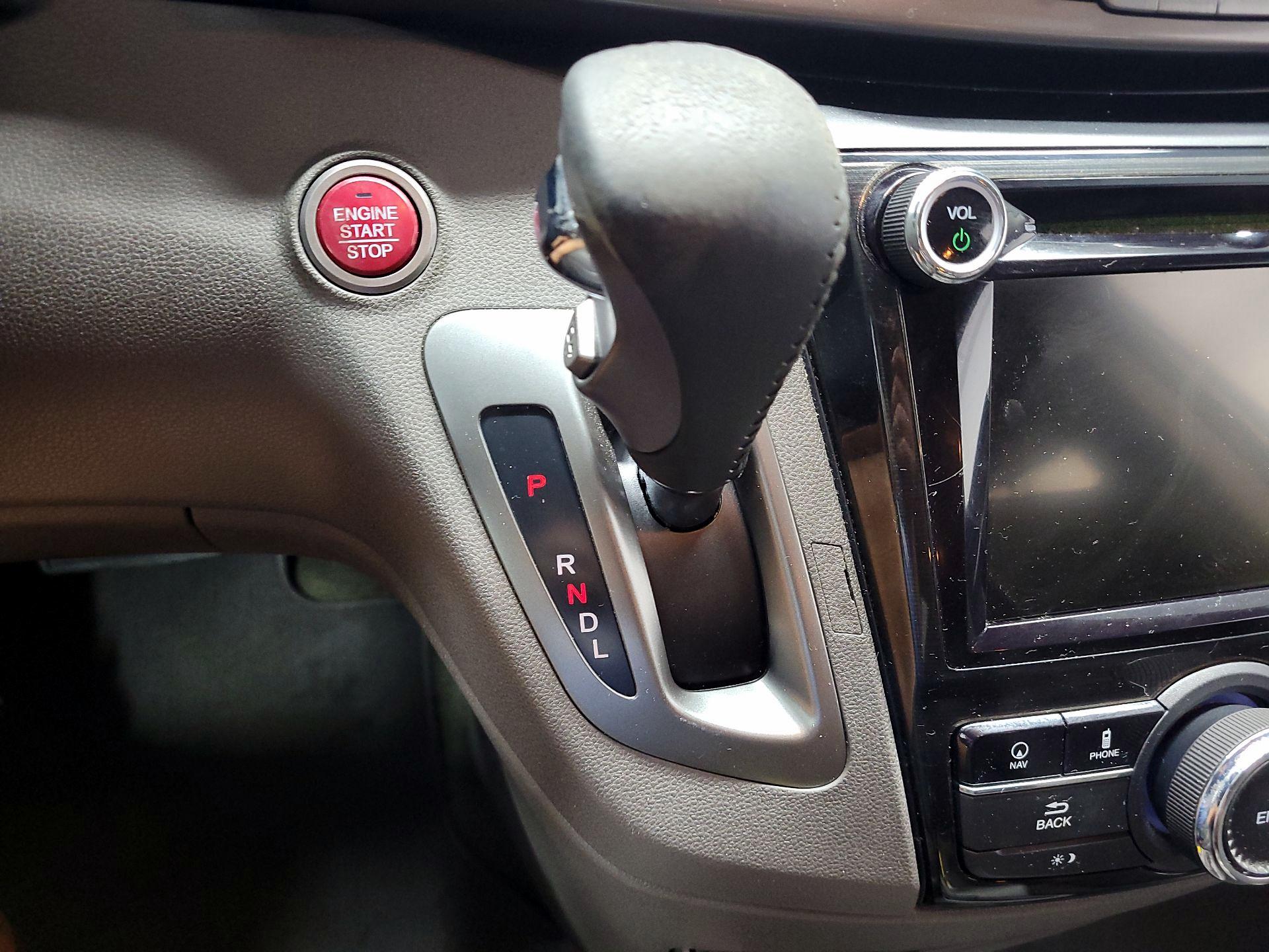 Thumbnail: 2016 Honda Odyssey - 17