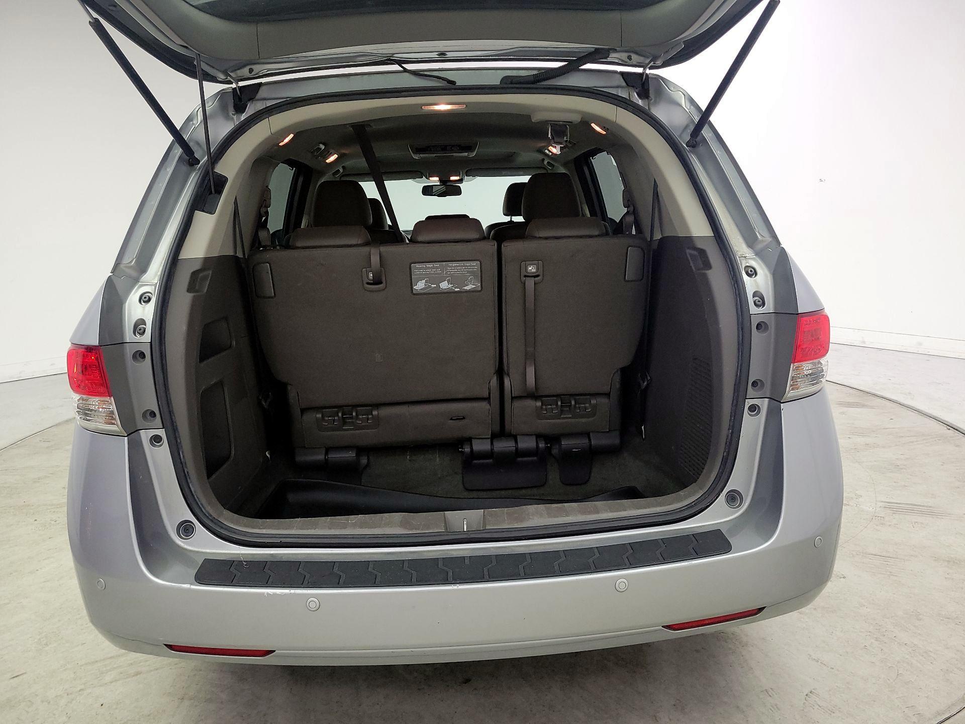 Thumbnail: 2016 Honda Odyssey - 18