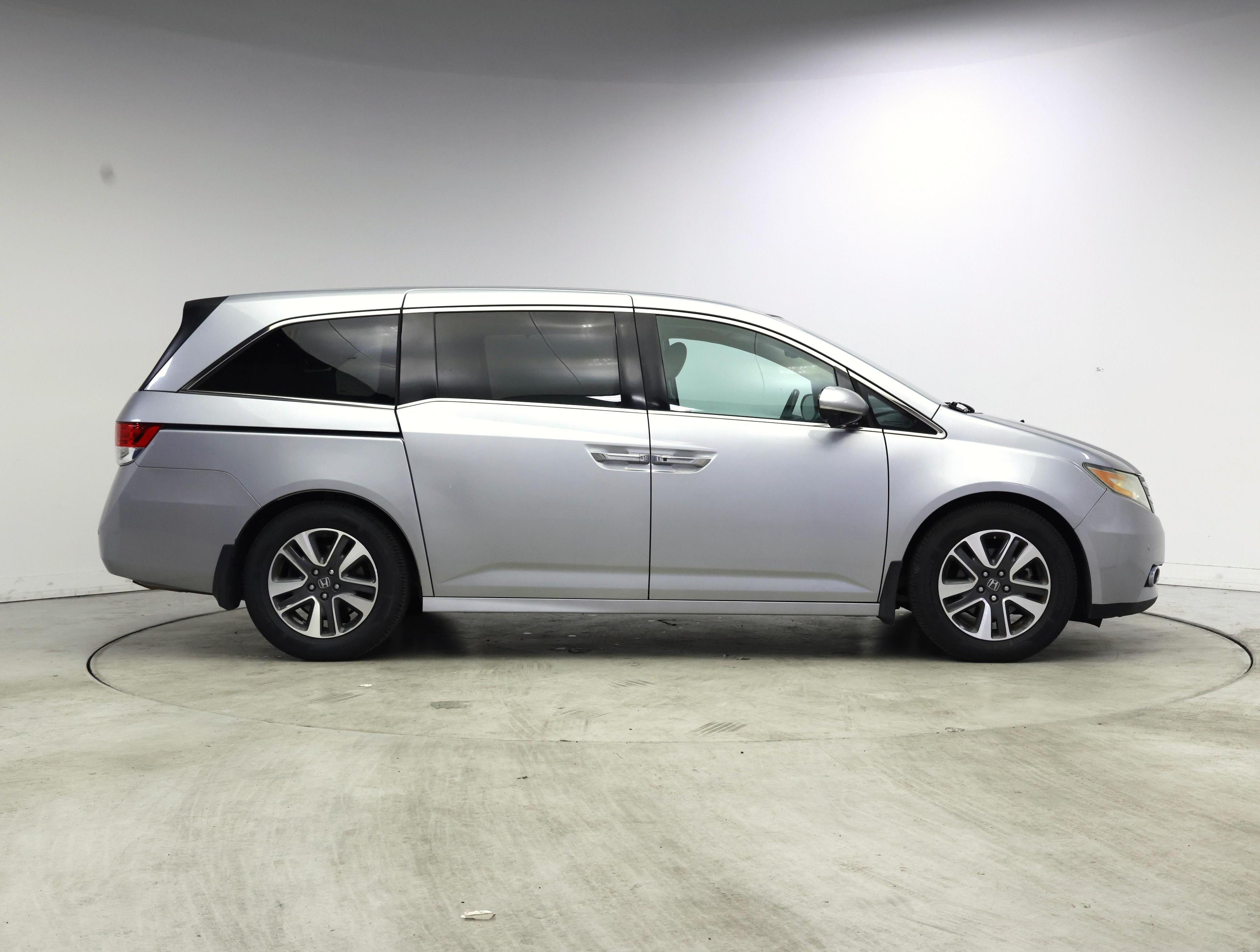 Thumbnail: 2016 Honda Odyssey - 7
