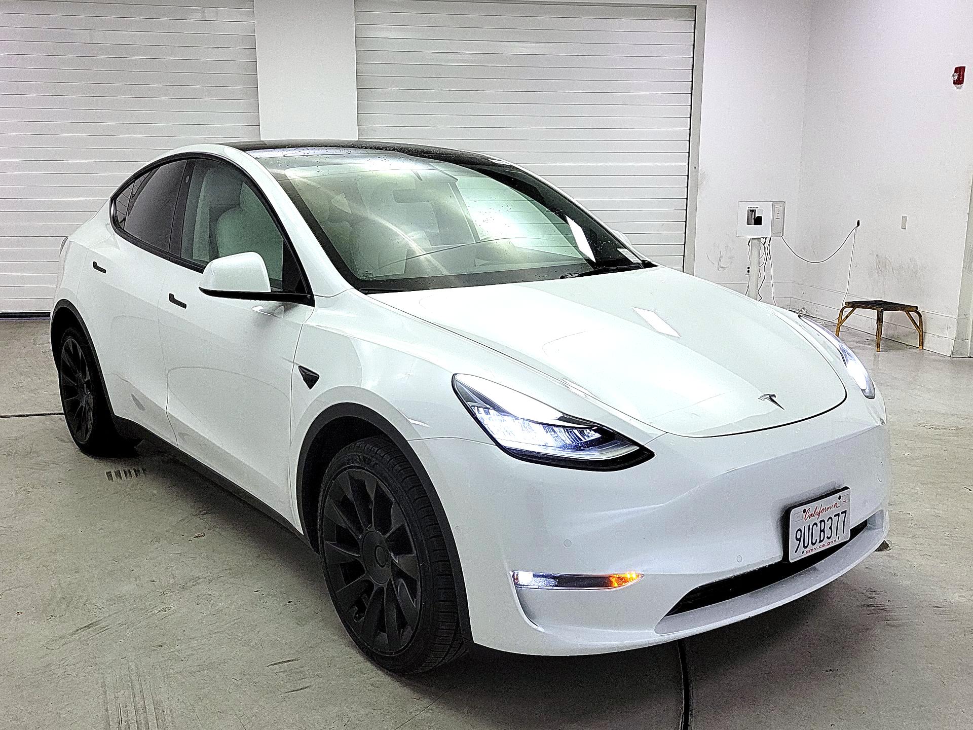 Thumbnail: 2022 Tesla Model Y - 1