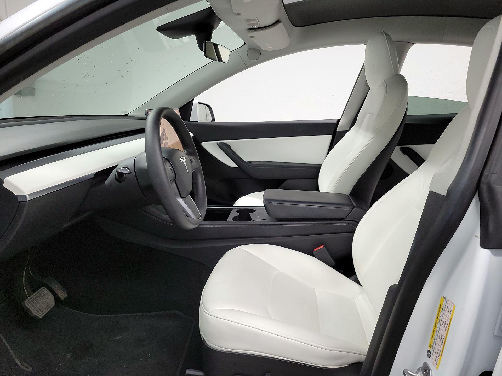 Thumbnail: 2022 Tesla Model Y - 9