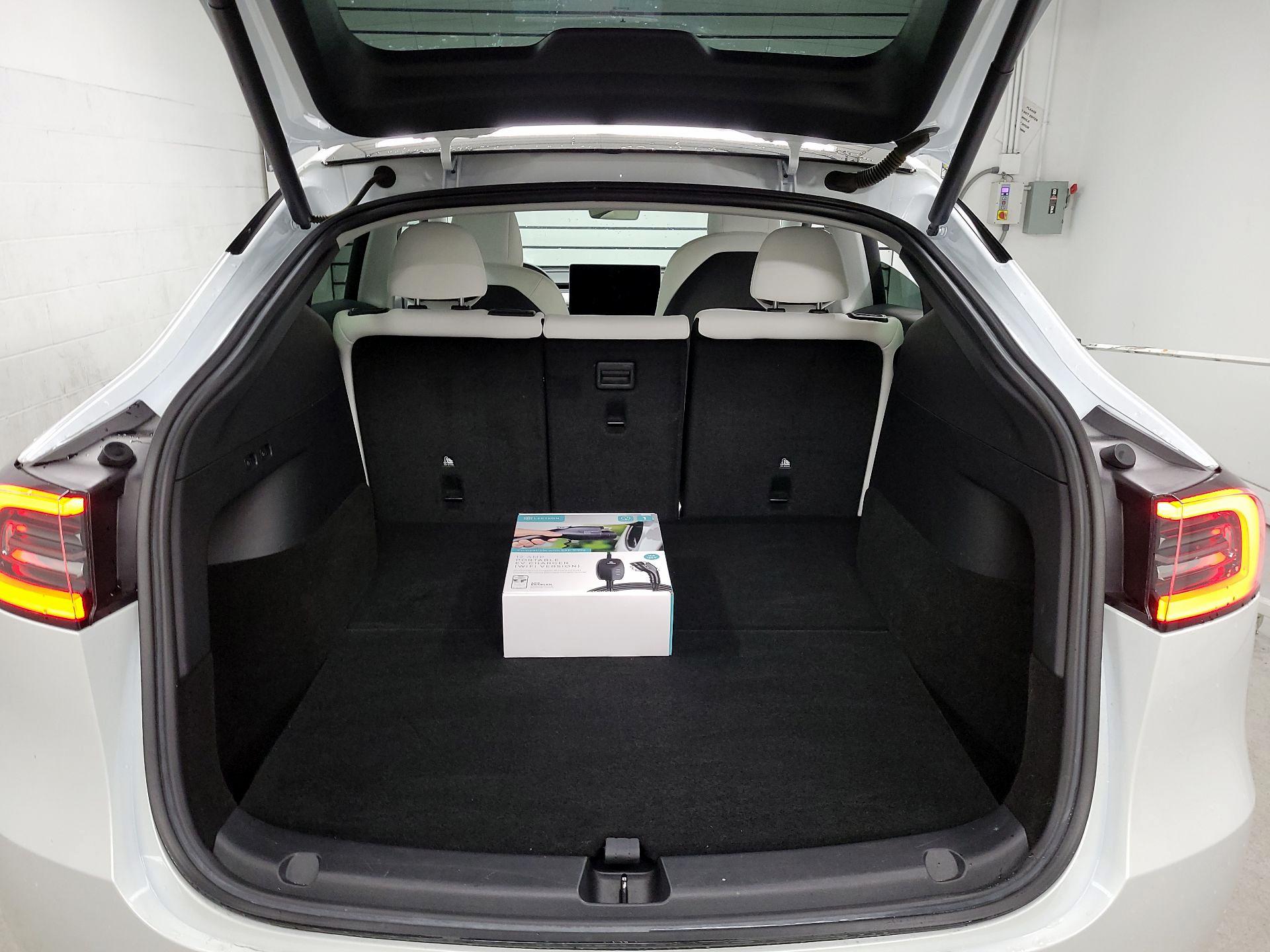 Thumbnail: 2022 Tesla Model Y - 16