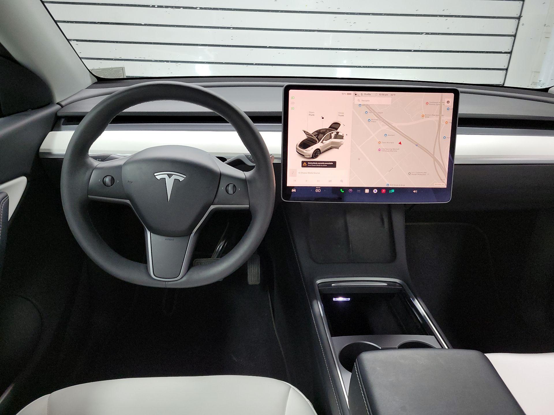 Thumbnail: 2022 Tesla Model Y - 8