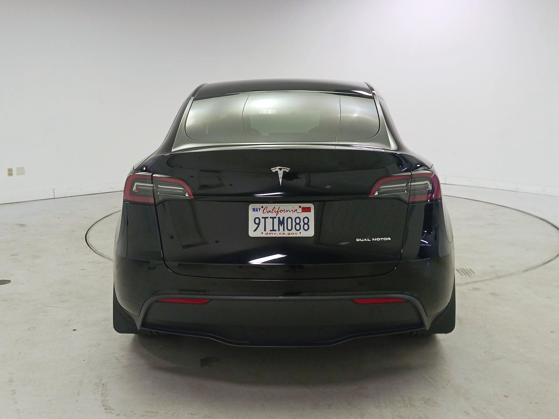 Thumbnail: 2023 Tesla Model Y - 6