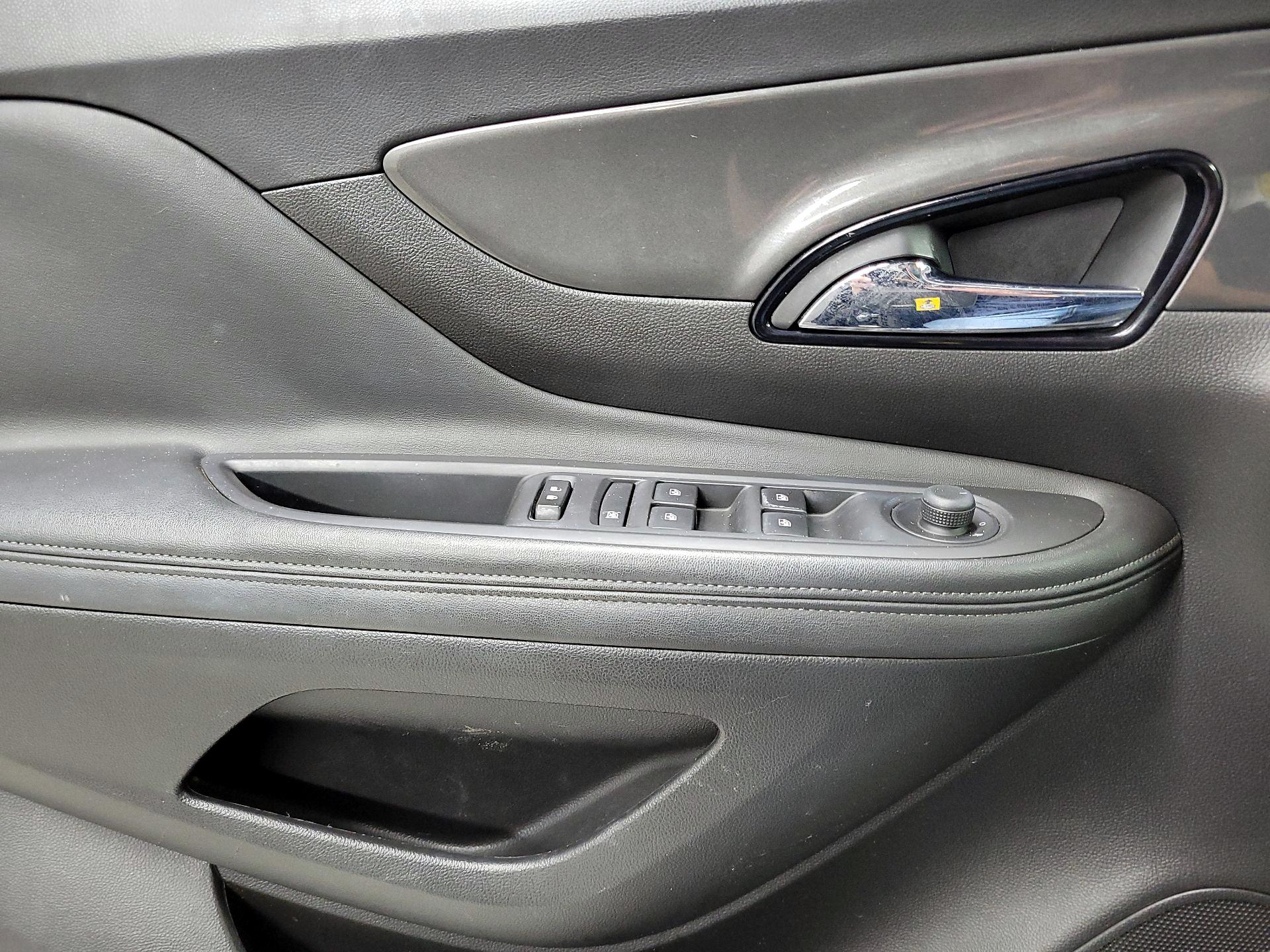 Thumbnail: 2017 Buick Encore - 10