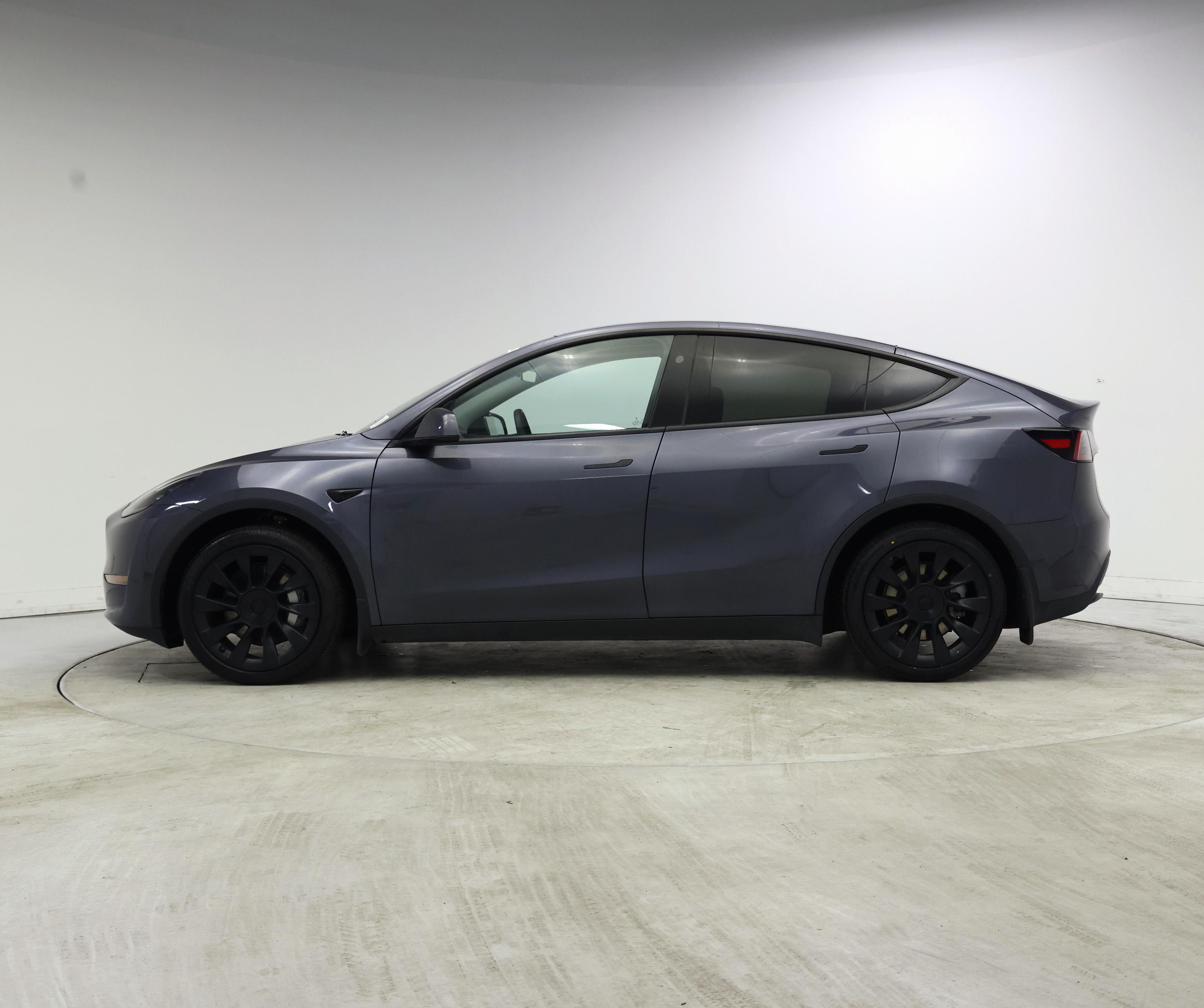 Thumbnail: 2023 Tesla Model Y - 3