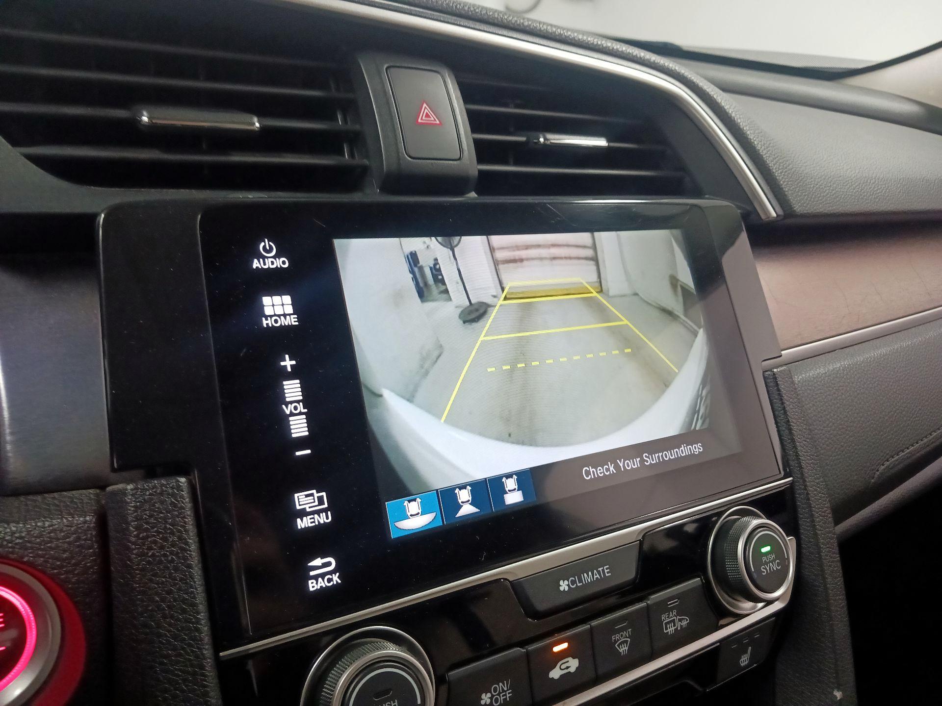 Thumbnail: 2016 Honda Civic - 11