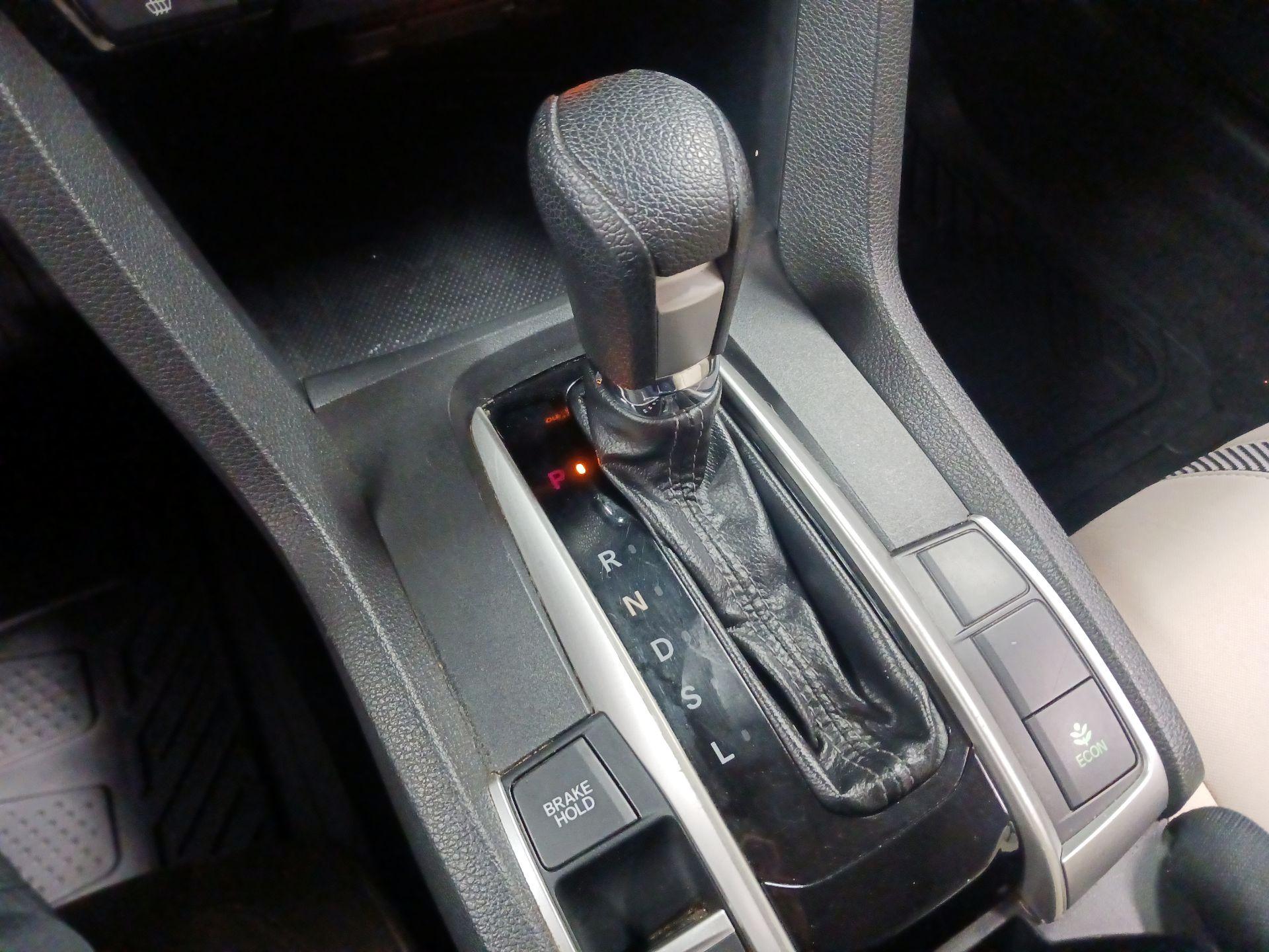 Thumbnail: 2016 Honda Civic - 14