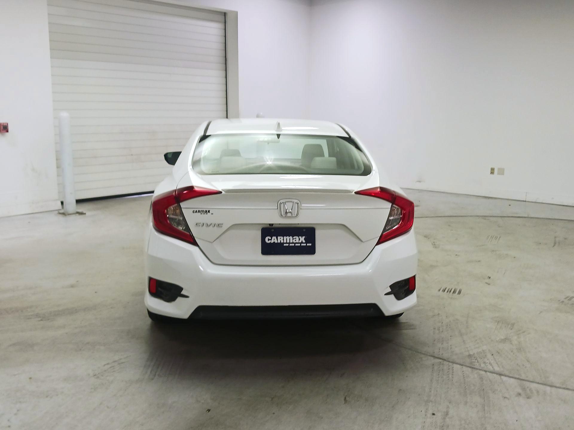 Thumbnail: 2016 Honda Civic - 6