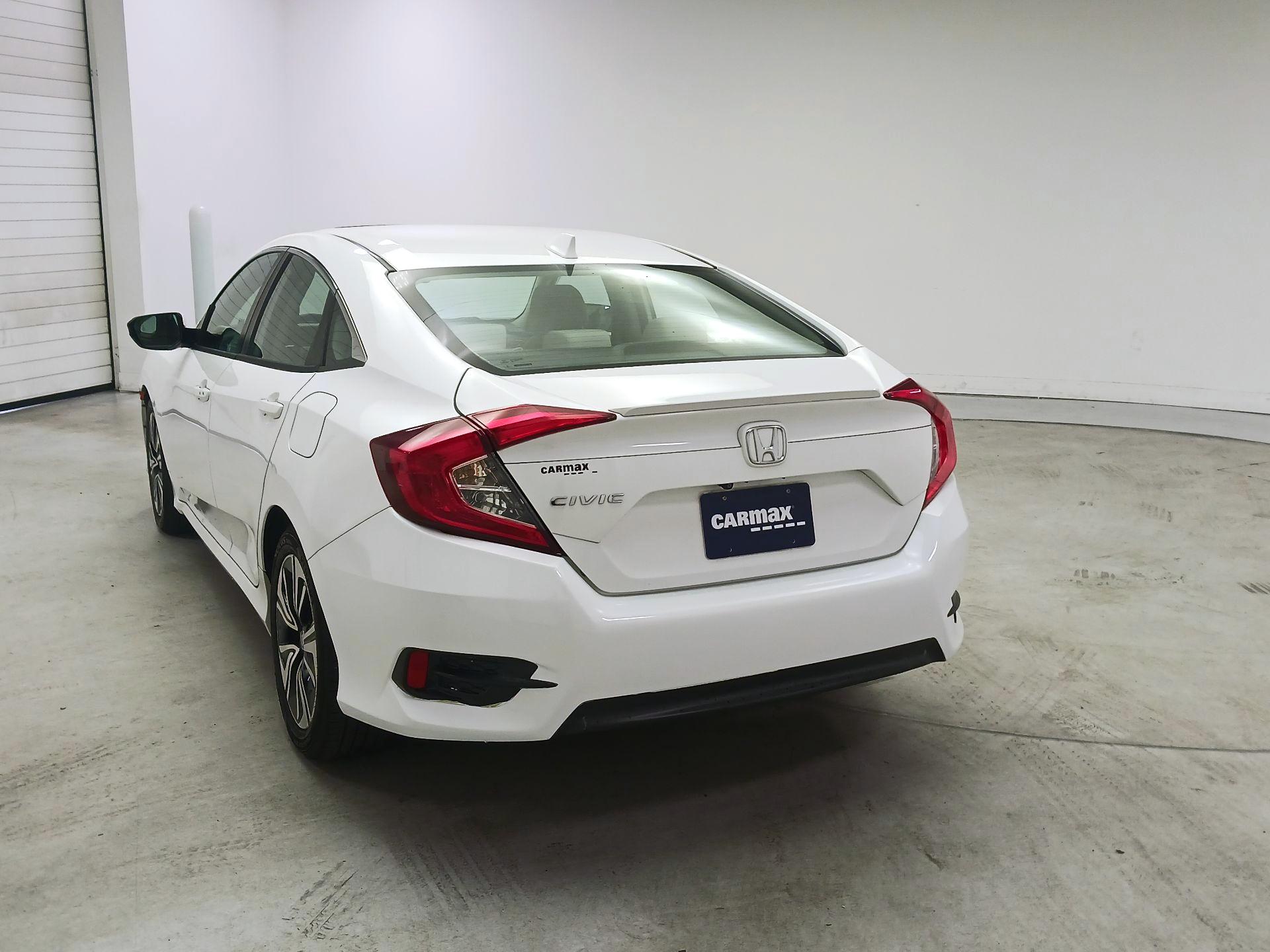 Thumbnail: 2016 Honda Civic - 7