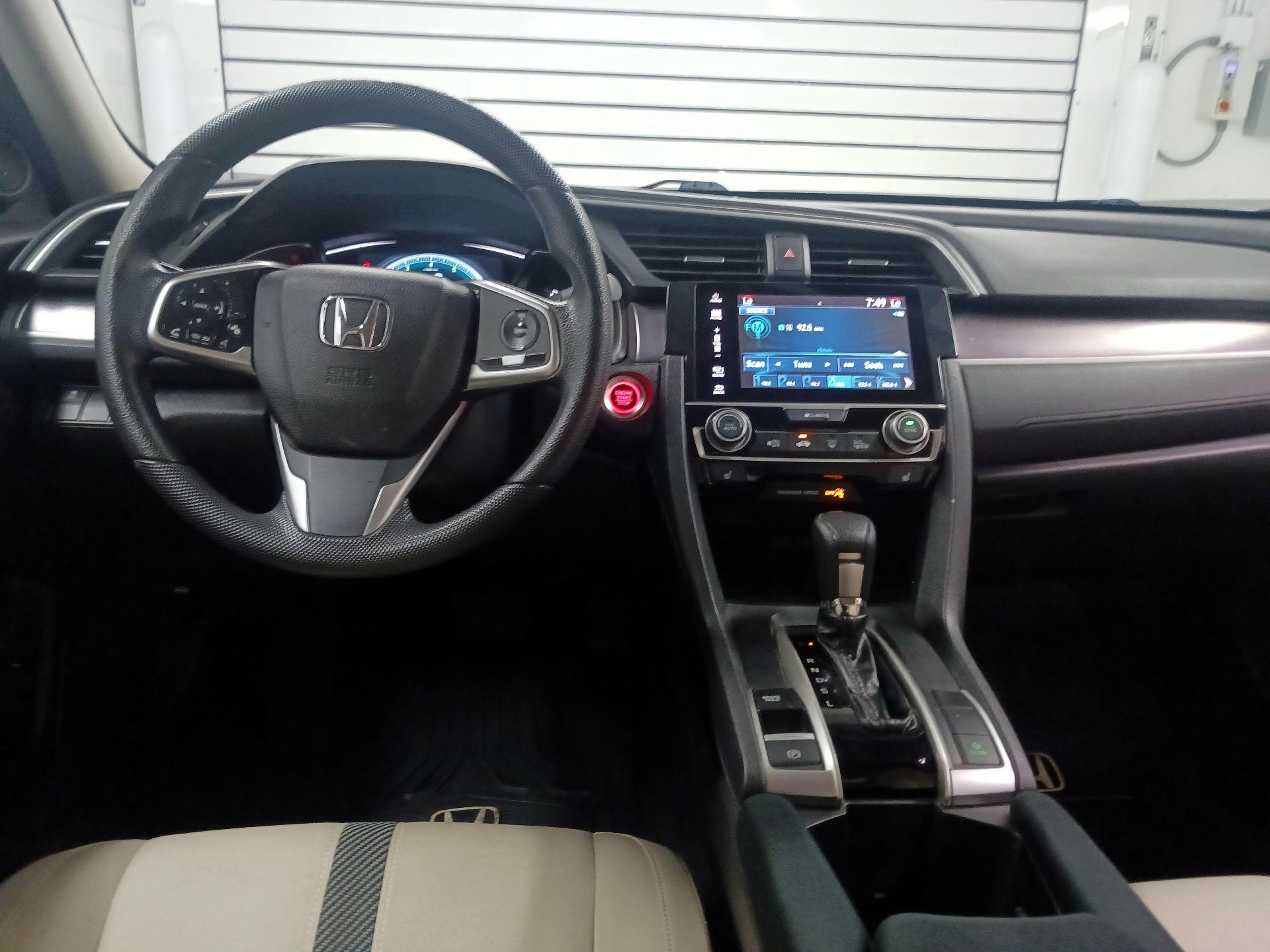 Thumbnail: 2016 Honda Civic - 8