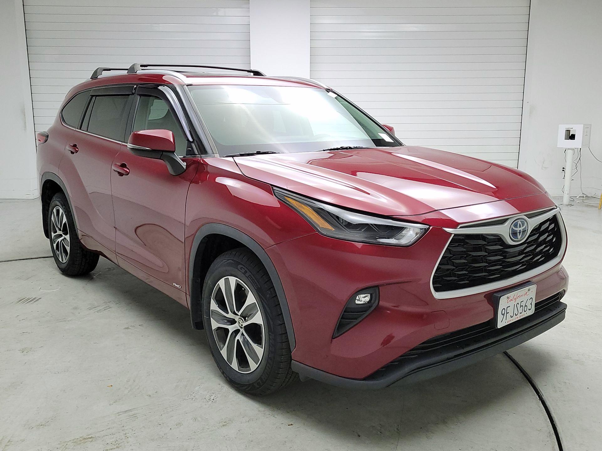 Thumbnail: 2023 Toyota Highlander - 1