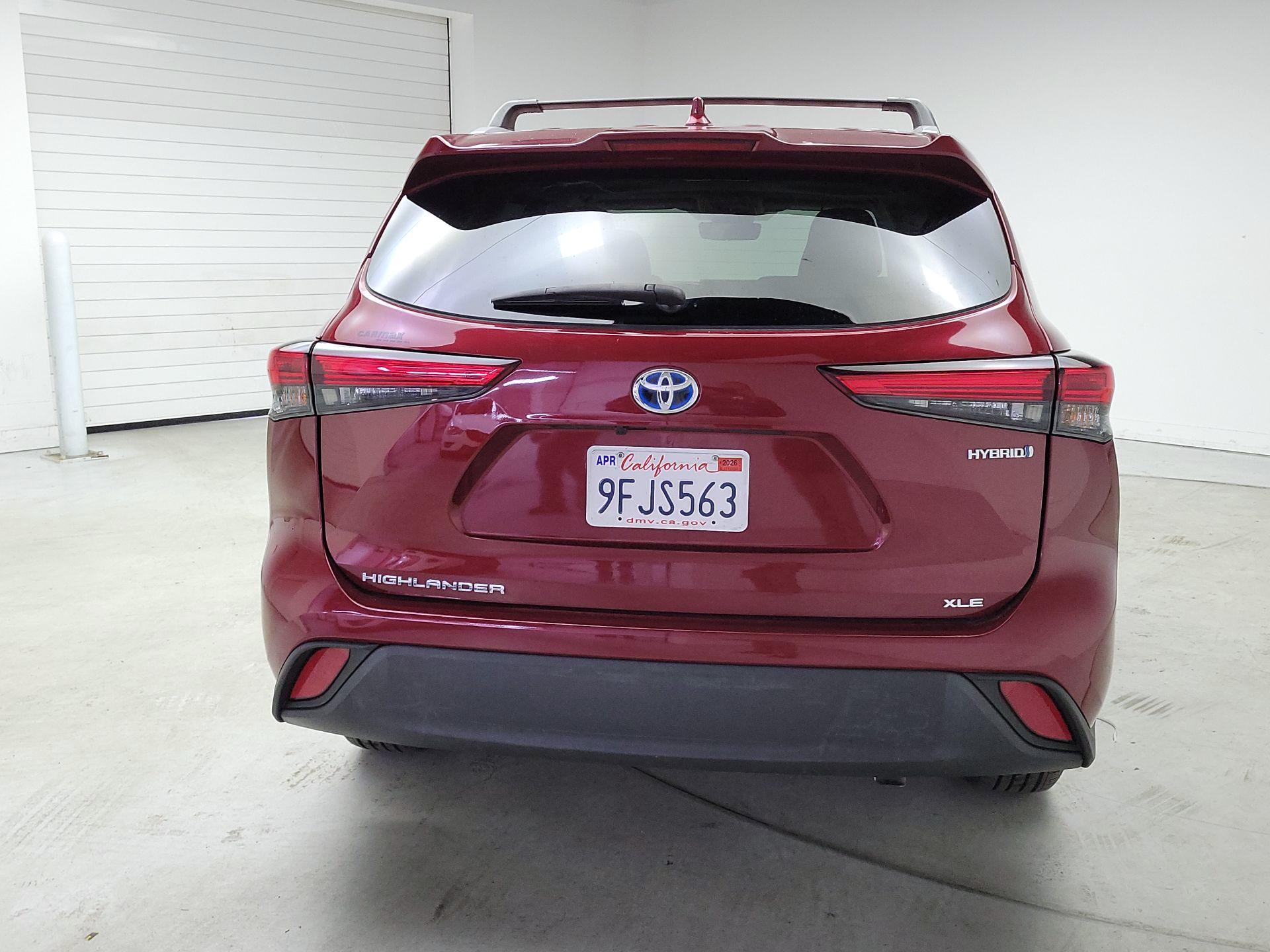 Thumbnail: 2023 Toyota Highlander - 6