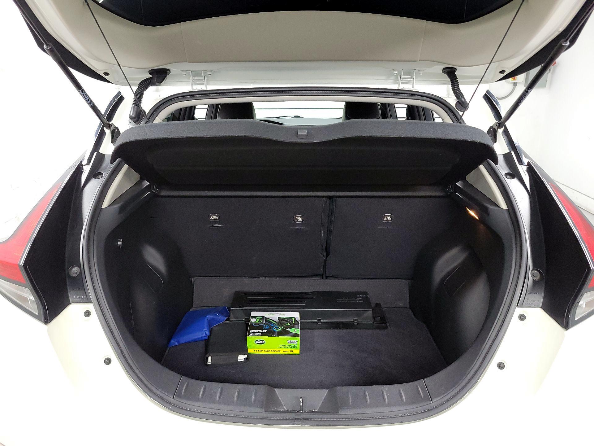 Thumbnail: 2019 Nissan Leaf - 18