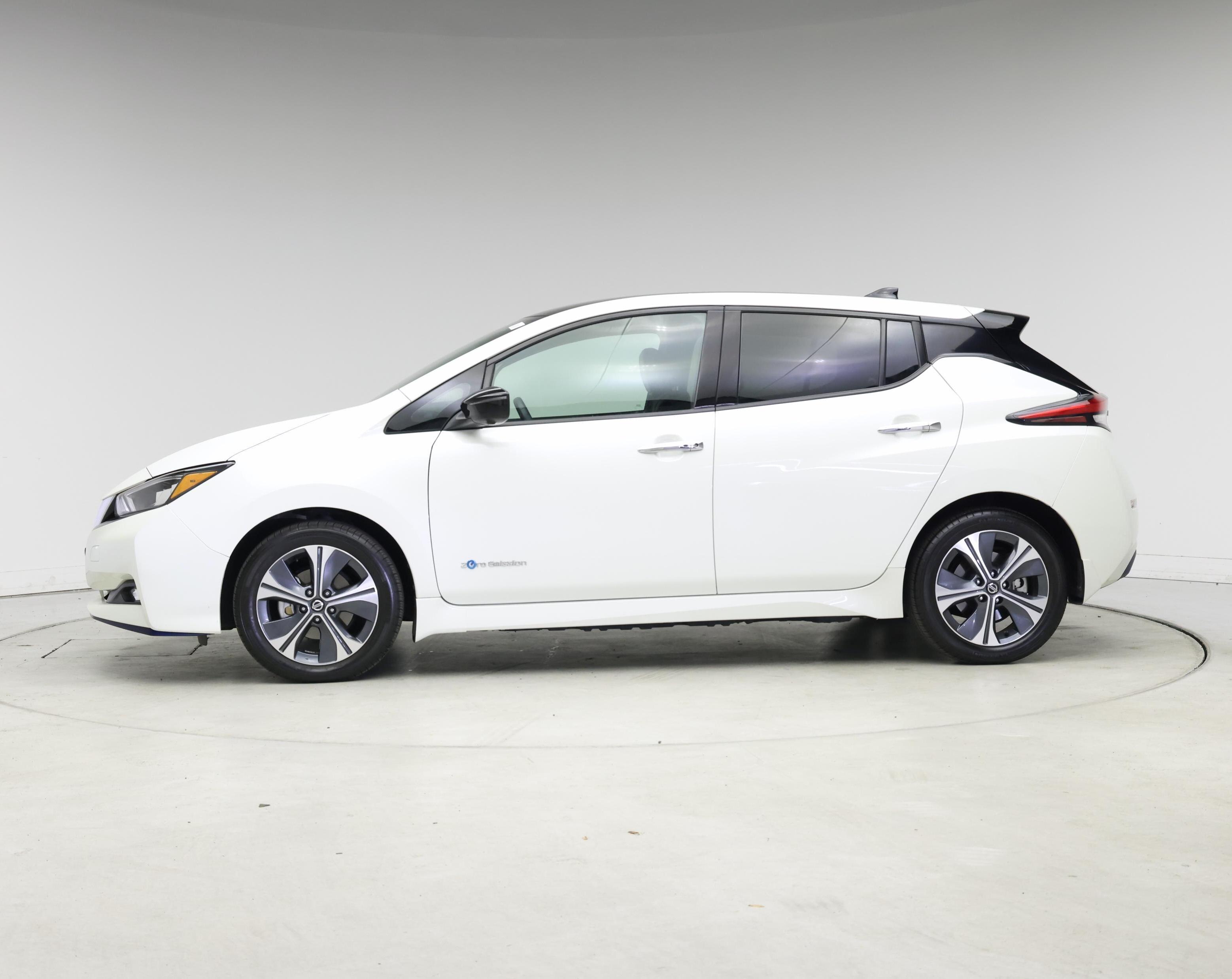 Thumbnail: 2019 Nissan Leaf - 3