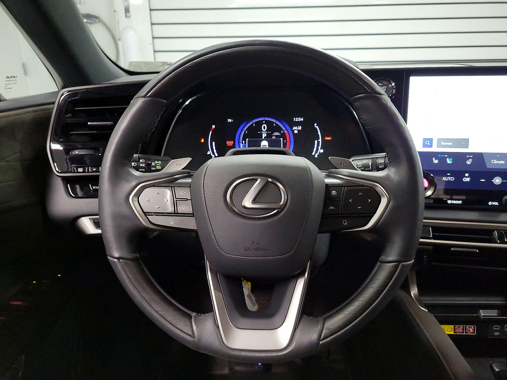 Thumbnail: 2023 Lexus RX - 10