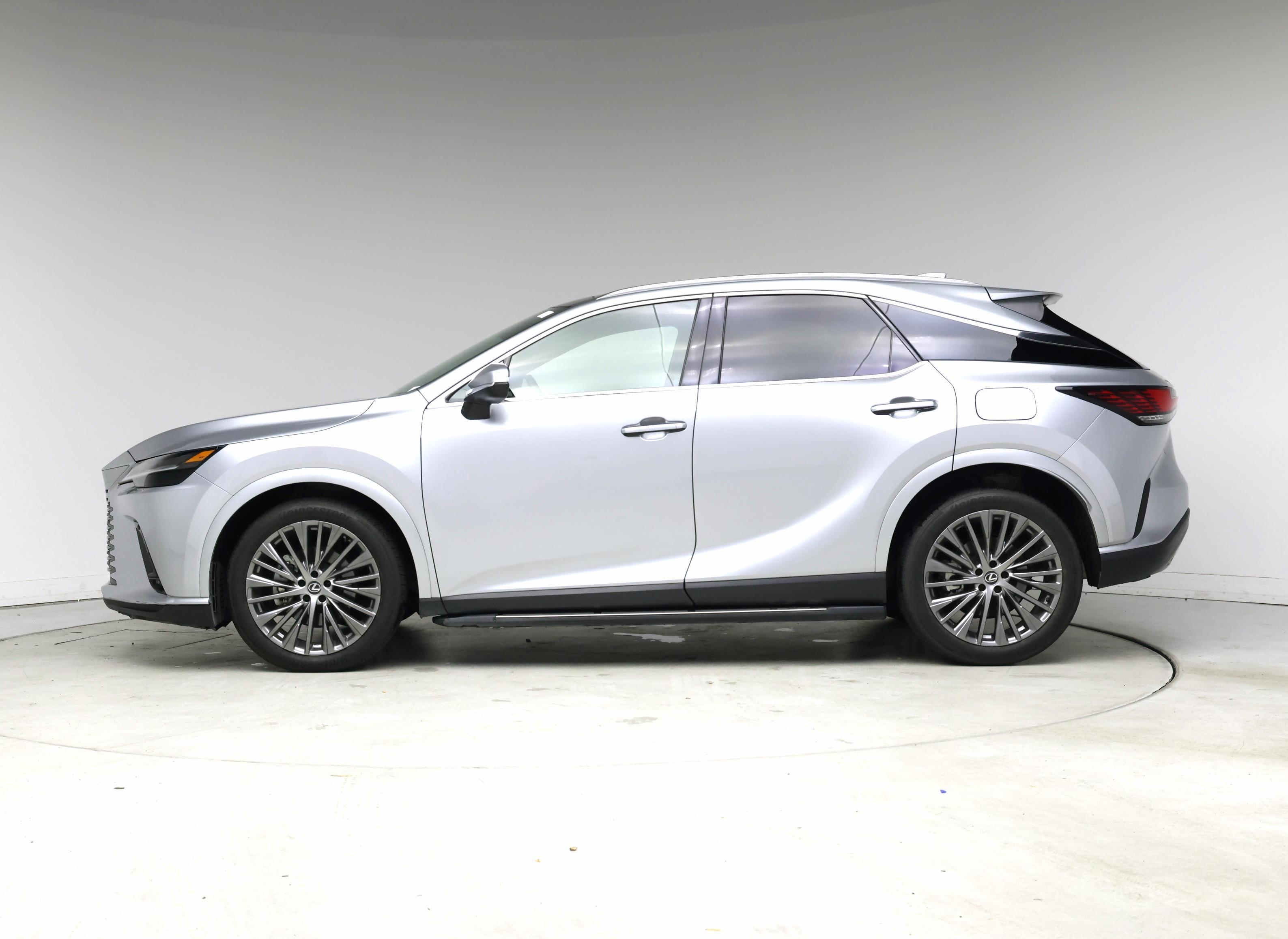 Thumbnail: 2023 Lexus RX - 3