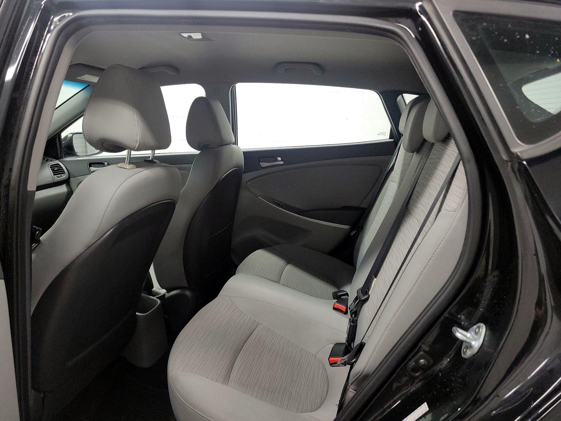 Thumbnail: 2017 Hyundai Accent - 16