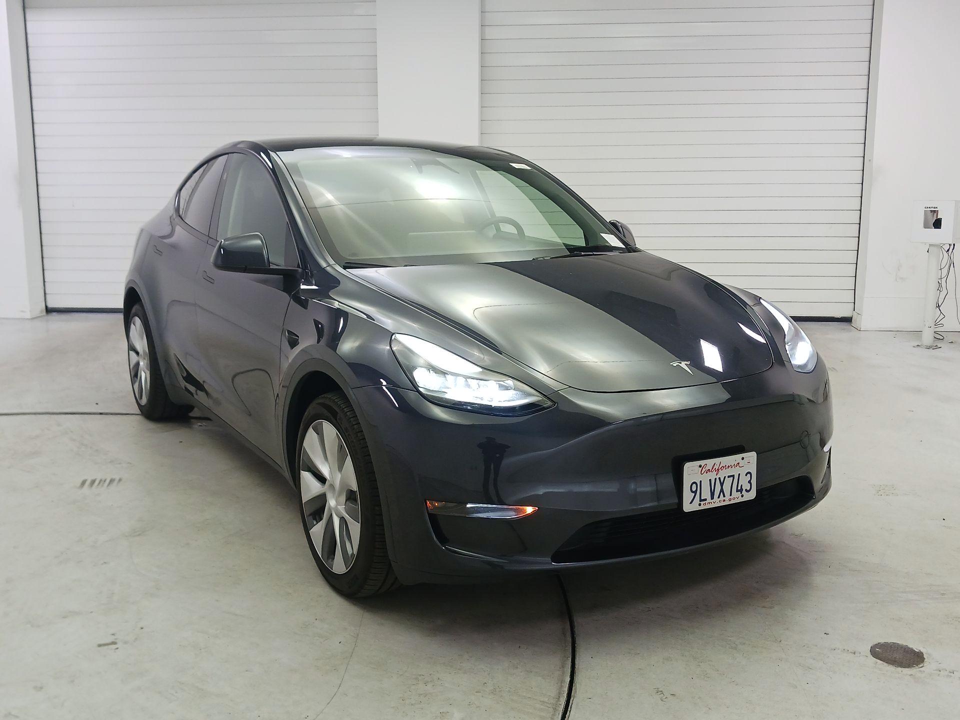 Thumbnail: 2024 Tesla Model Y - 1