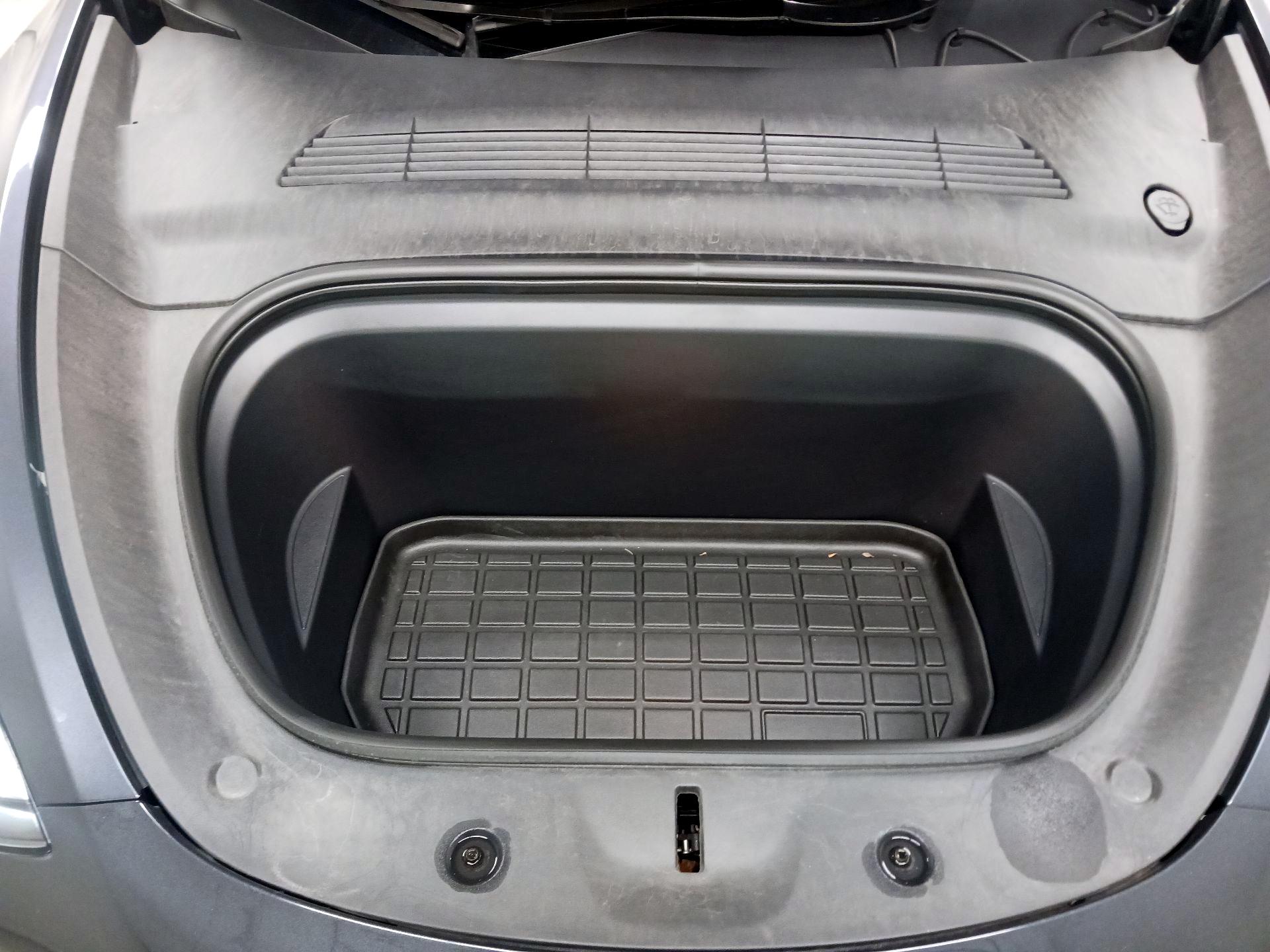 Thumbnail: 2024 Tesla Model Y - 18