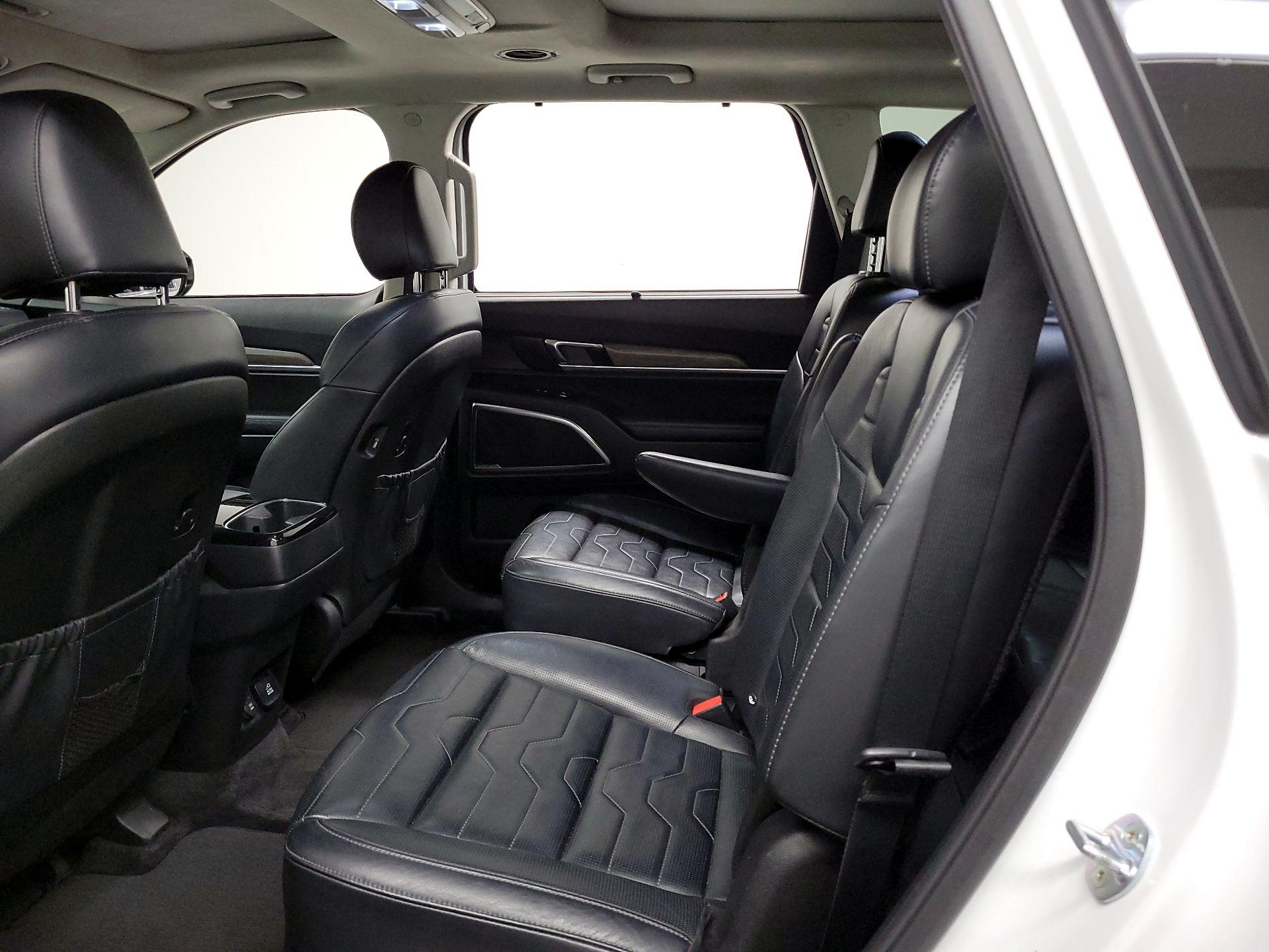 Thumbnail: 2020 Kia Telluride - 15