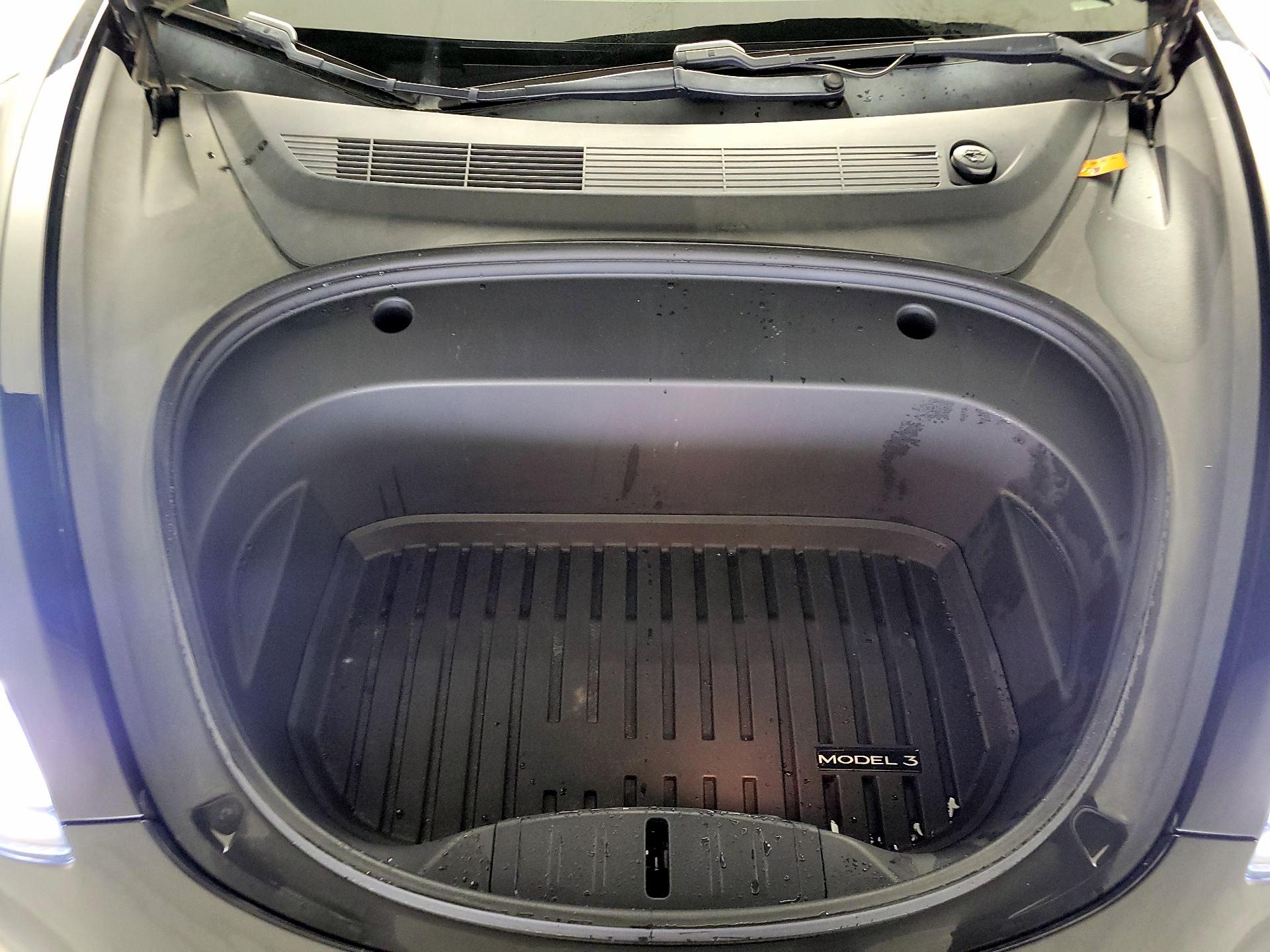 Thumbnail: 2021 Tesla Model 3 - 19