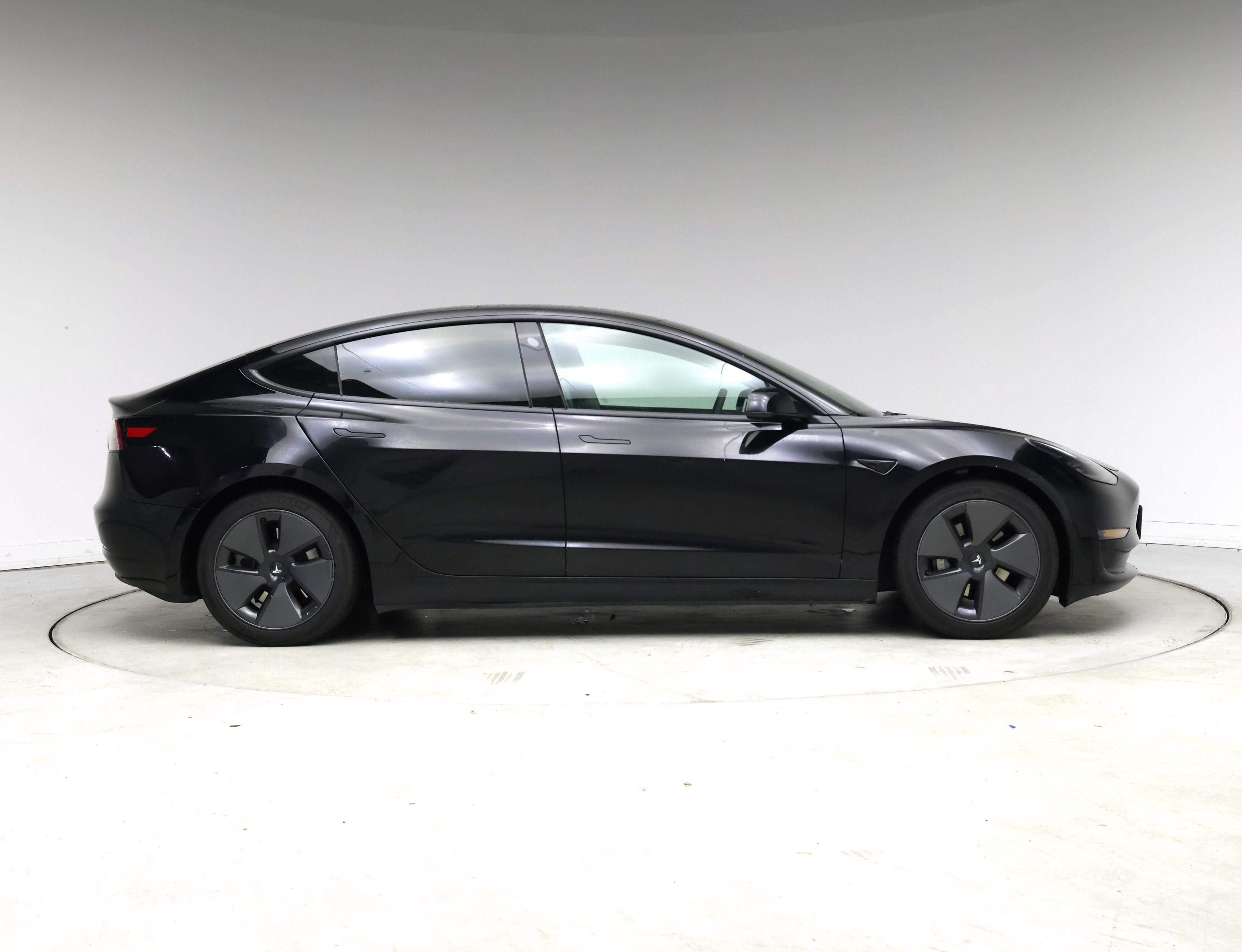 Thumbnail: 2021 Tesla Model 3 - 7