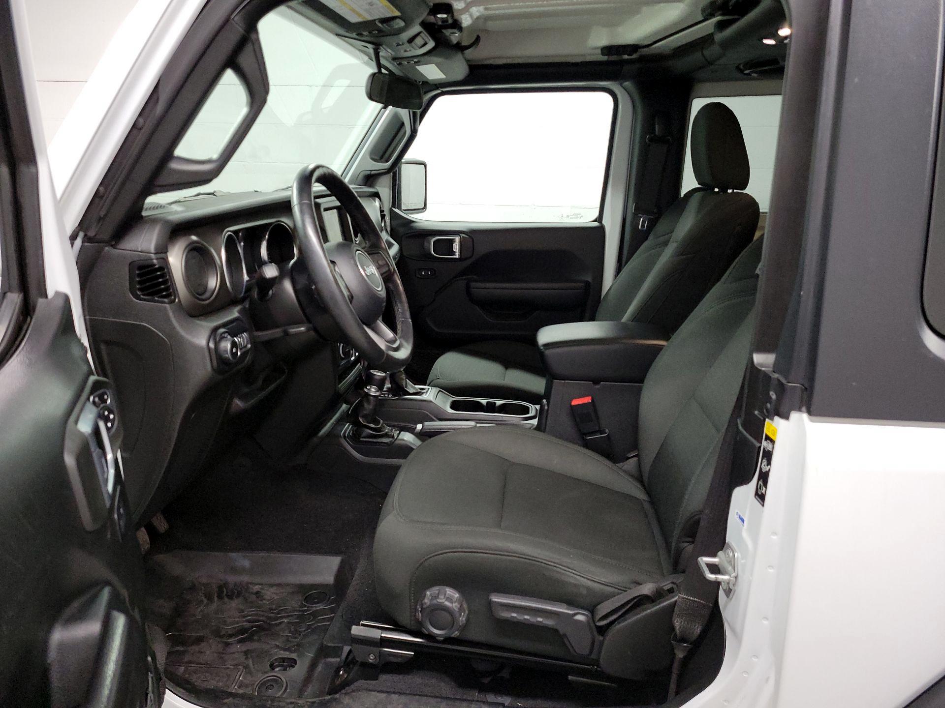 Thumbnail: 2021 Jeep Wrangler - 9