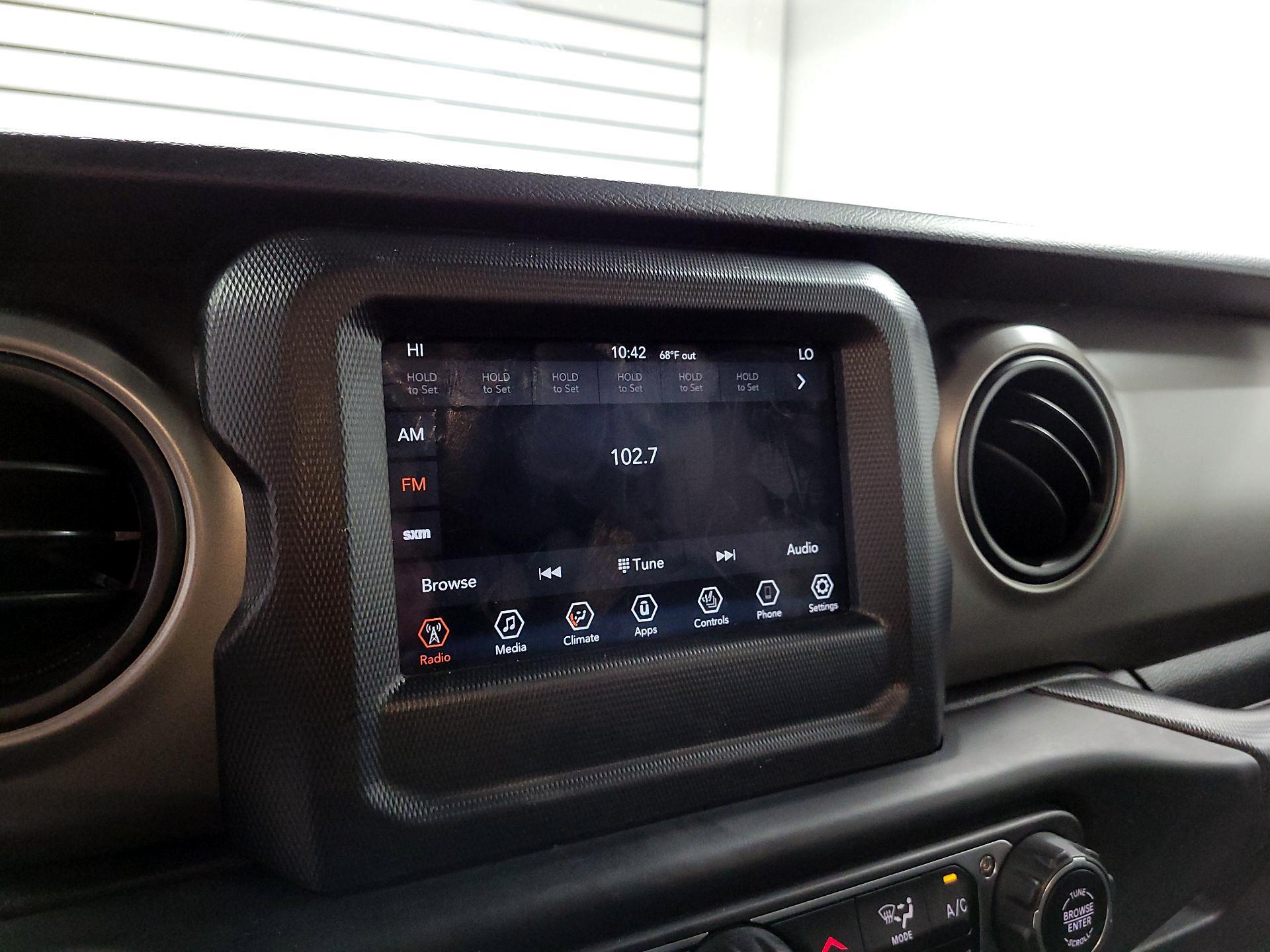 Thumbnail: 2021 Jeep Wrangler - 13