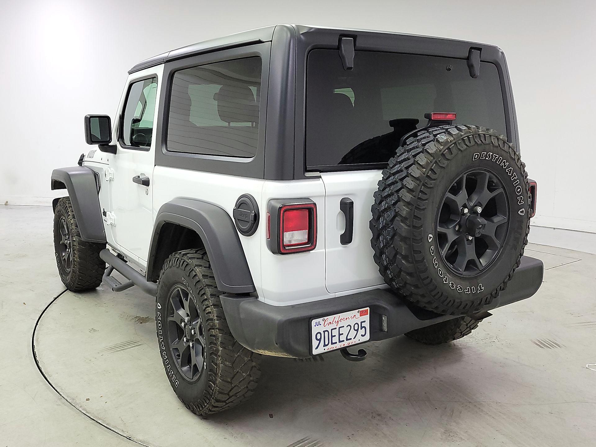 Thumbnail: 2021 Jeep Wrangler - 7