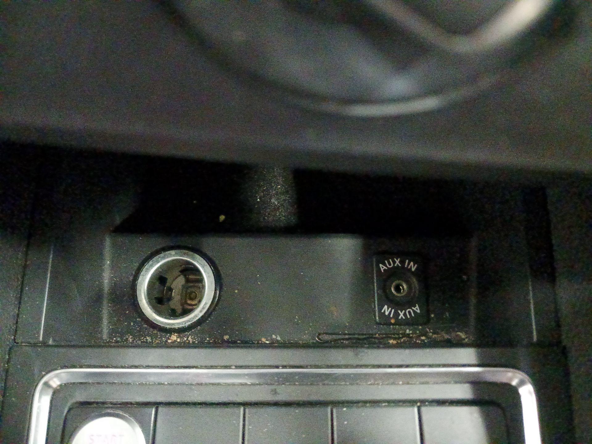 Thumbnail: 2015 Volkswagen Jetta - 18