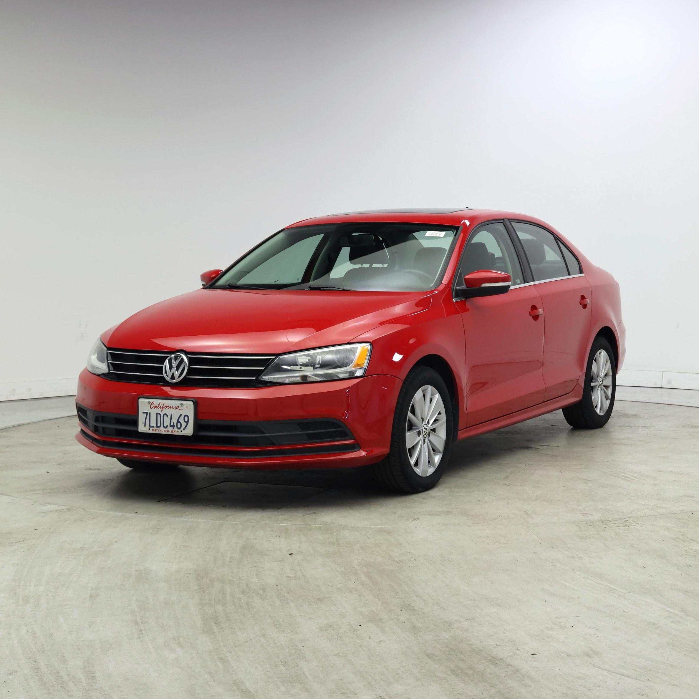 Thumbnail: 2015 Volkswagen Jetta - 4
