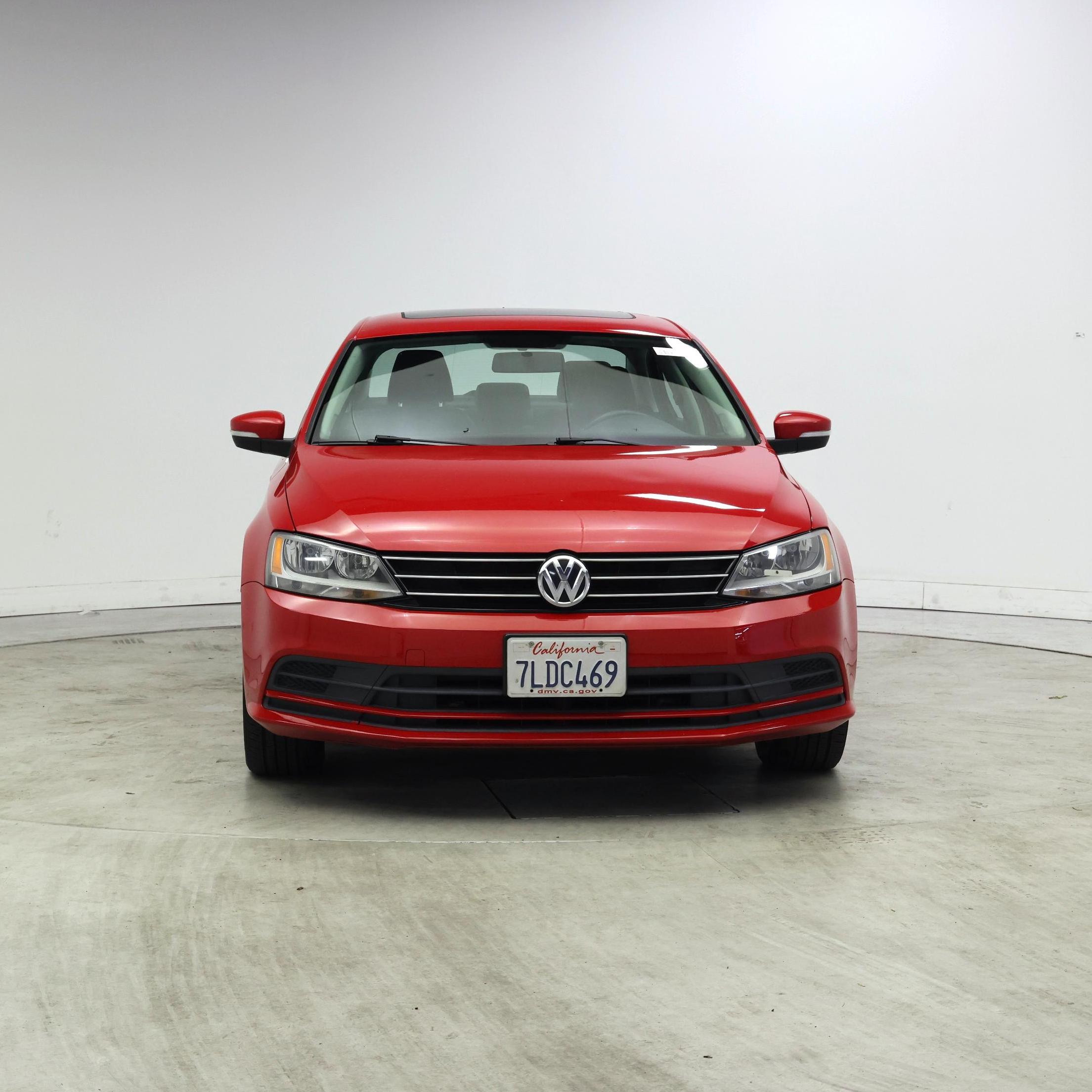 Thumbnail: 2015 Volkswagen Jetta - 5