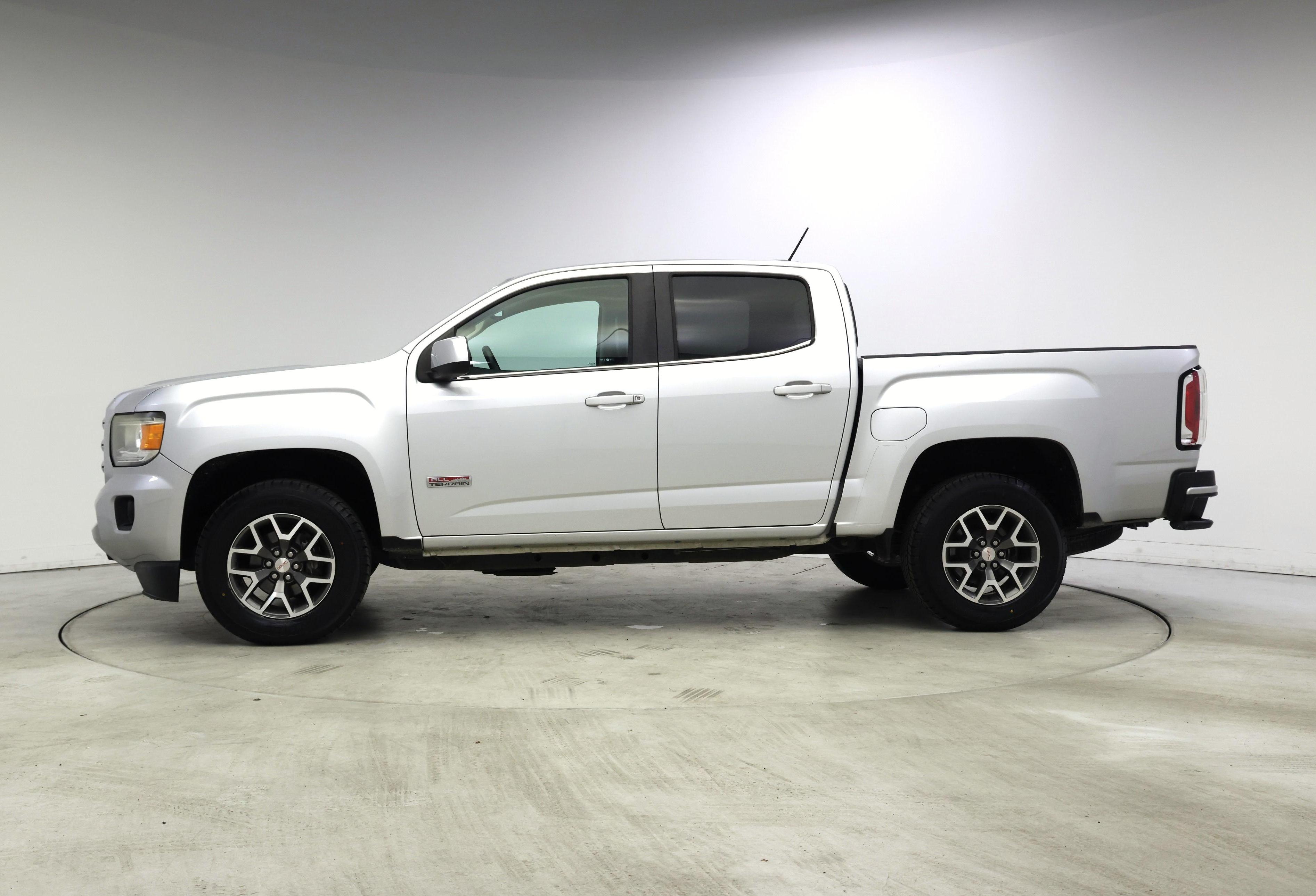 Thumbnail: 2016 GMC Canyon - 3