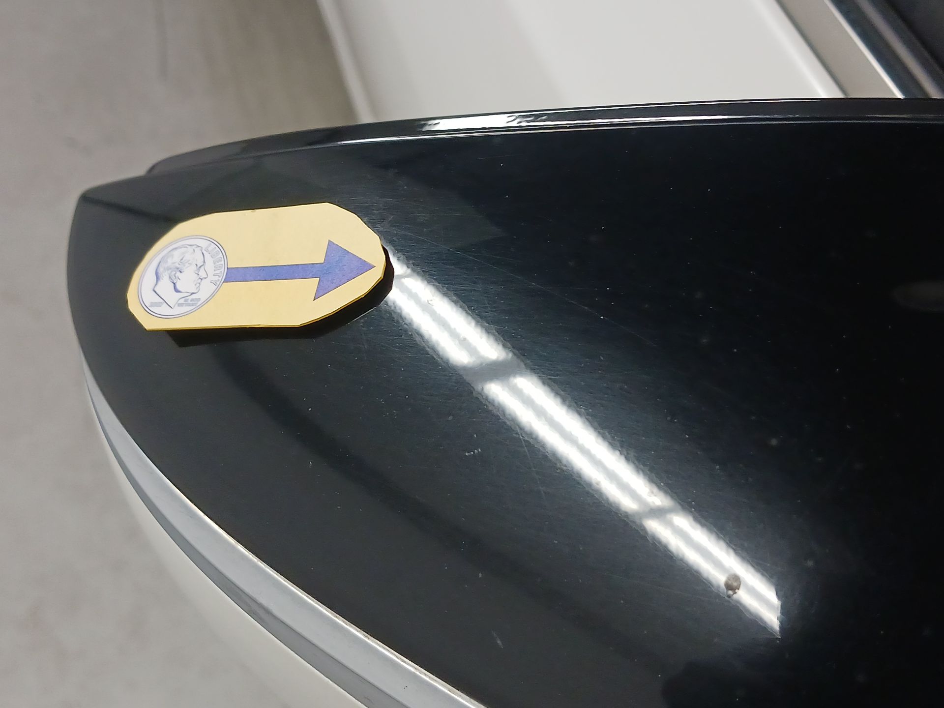 Thumbnail: 2021 Lexus ES - 18