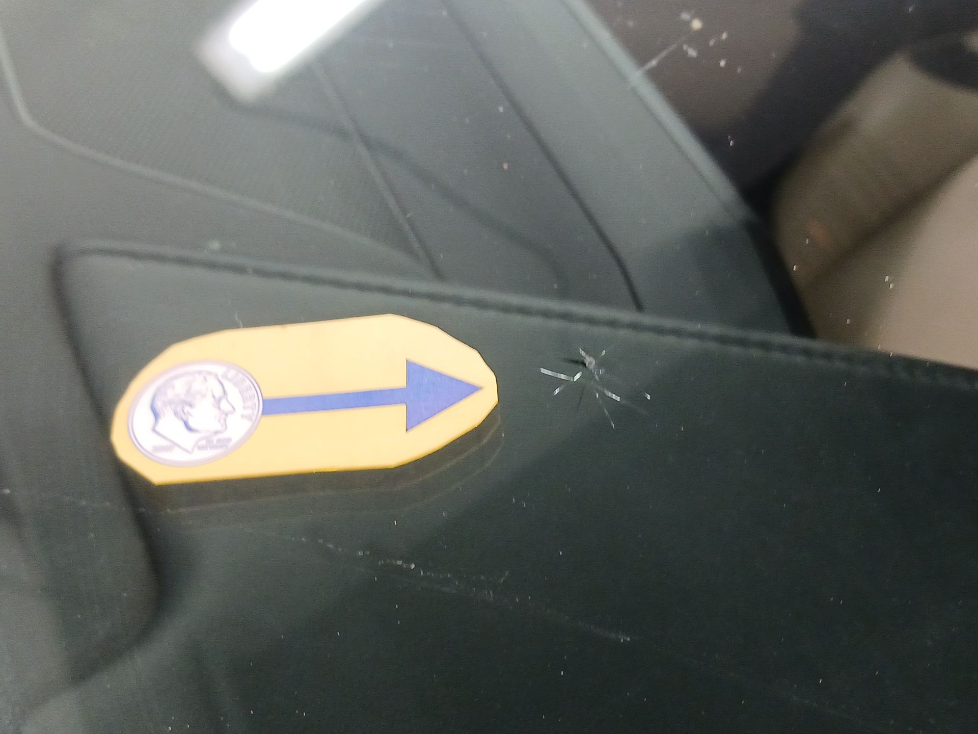 Thumbnail: 2021 Lexus ES - 19