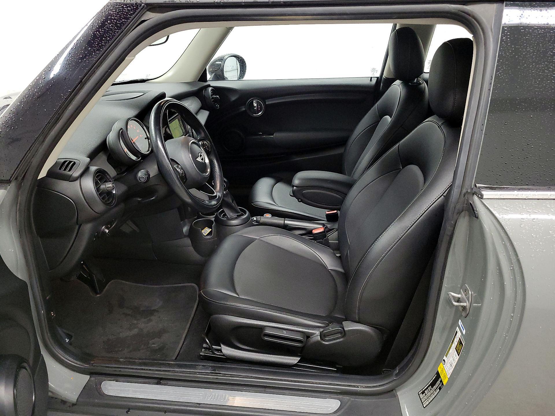 Thumbnail: 2018 MINI Cooper Hardtop - 11