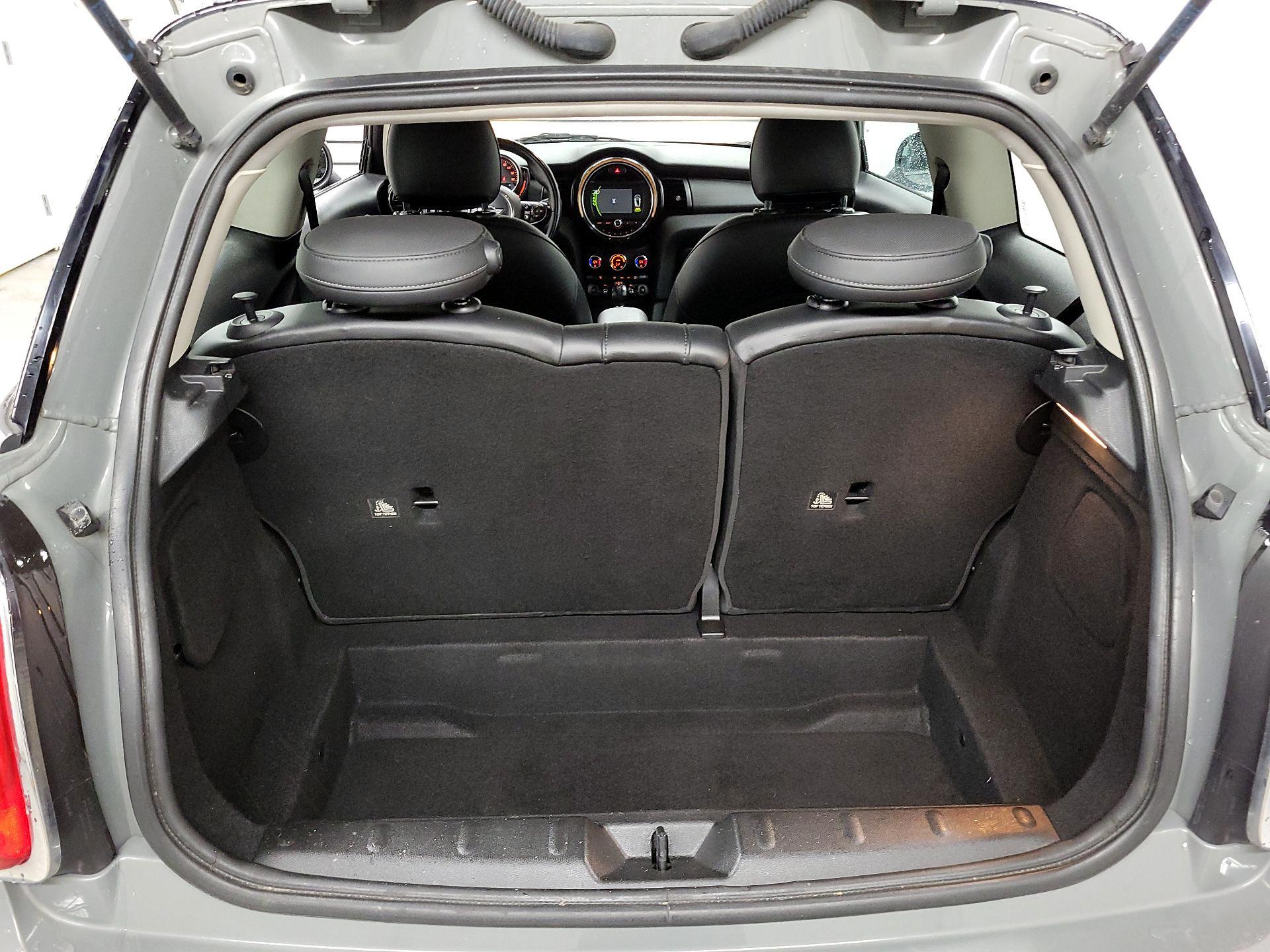 Thumbnail: 2018 MINI Cooper Hardtop - 19