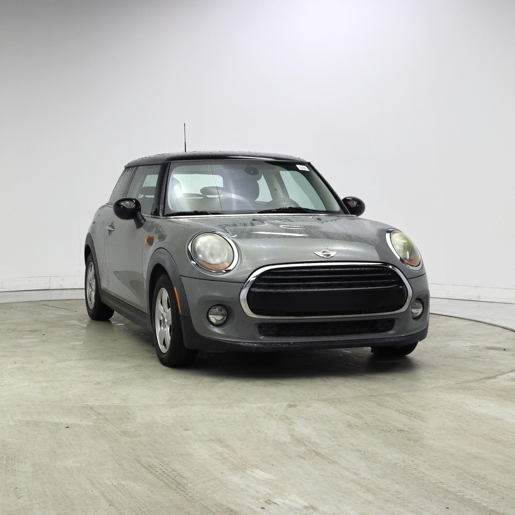 Thumbnail: 2018 MINI Cooper Hardtop - 5