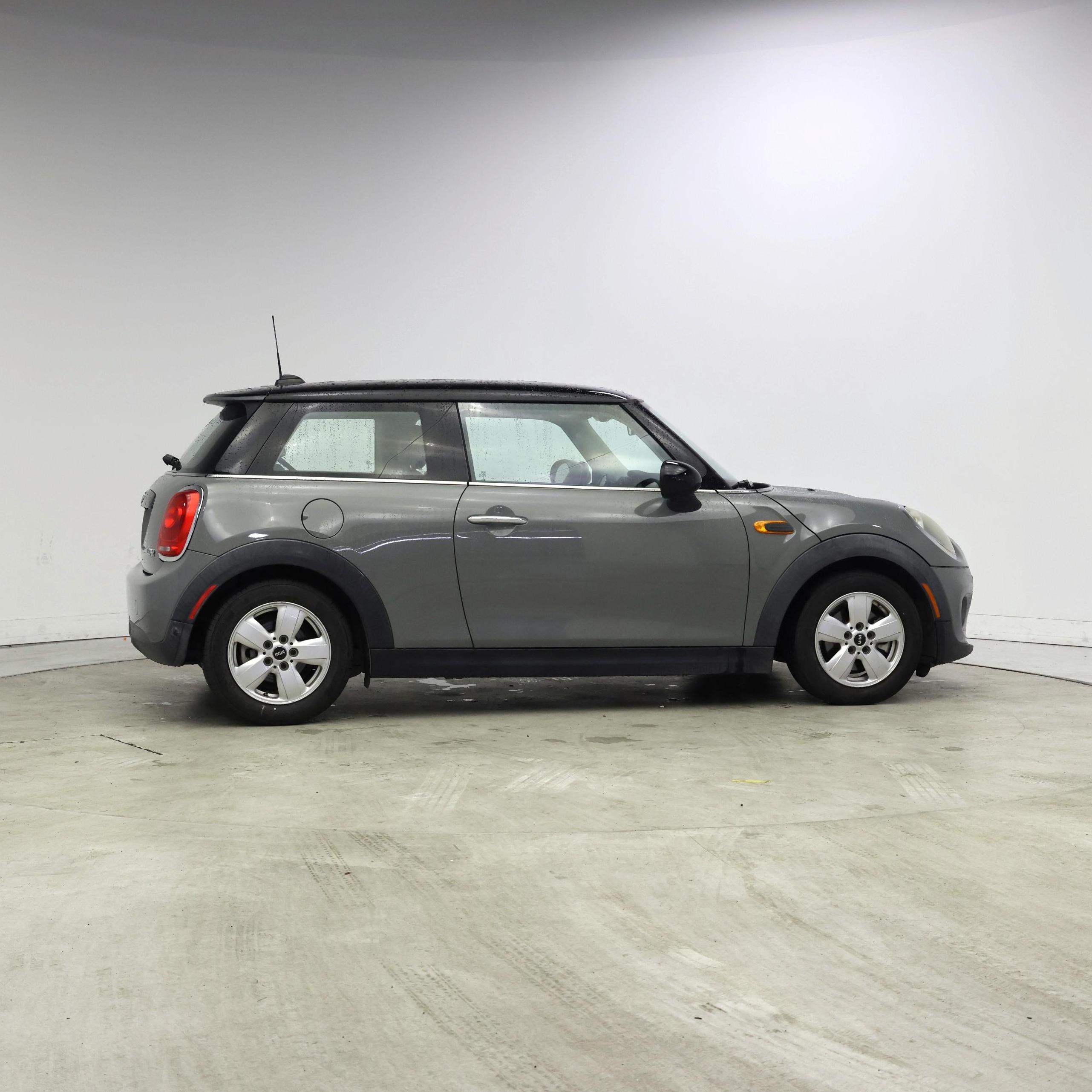 Thumbnail: 2018 MINI Cooper Hardtop - 7