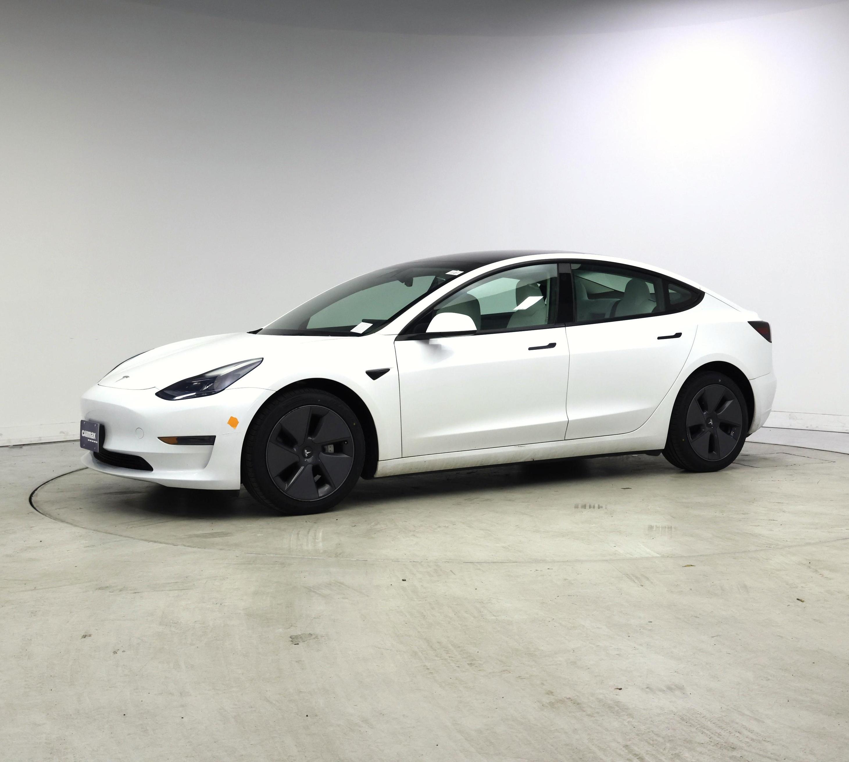 Thumbnail: 2023 Tesla Model 3 - 5