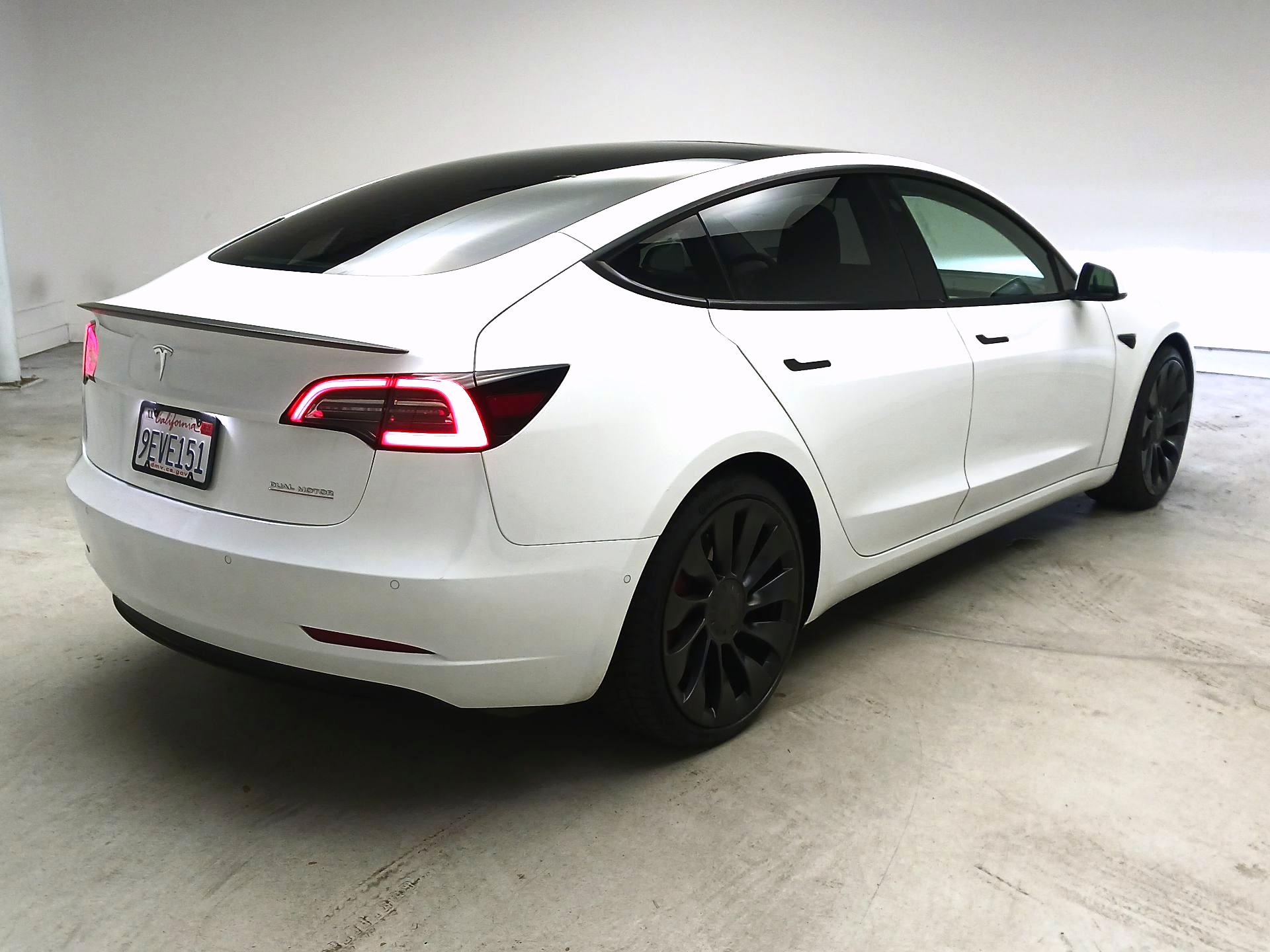 Thumbnail: 2022 Tesla Model 3 - 5